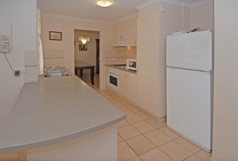 47 Timele Drive, HILLSIDE VIC 3037, Hillside - Thumbnail 2