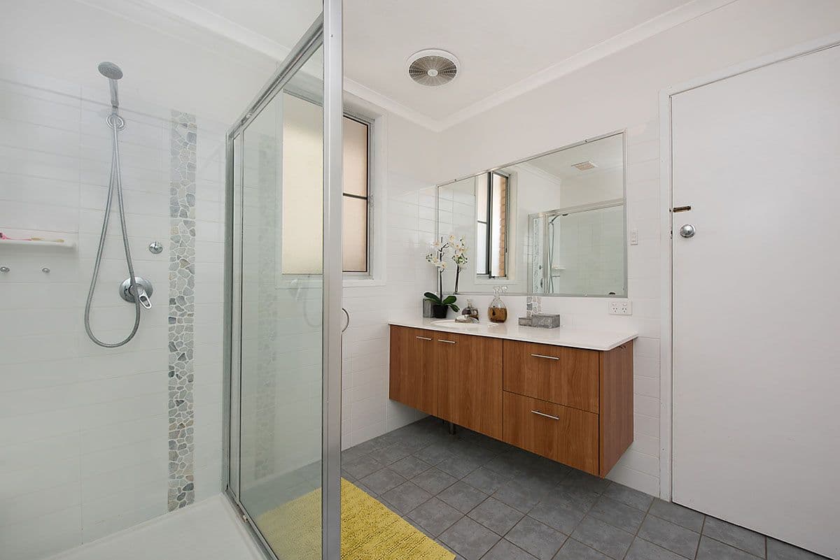 1 Carlton Avenue, Moffat Beach QLD 4551, Moffat Beach - Thumbnail 6