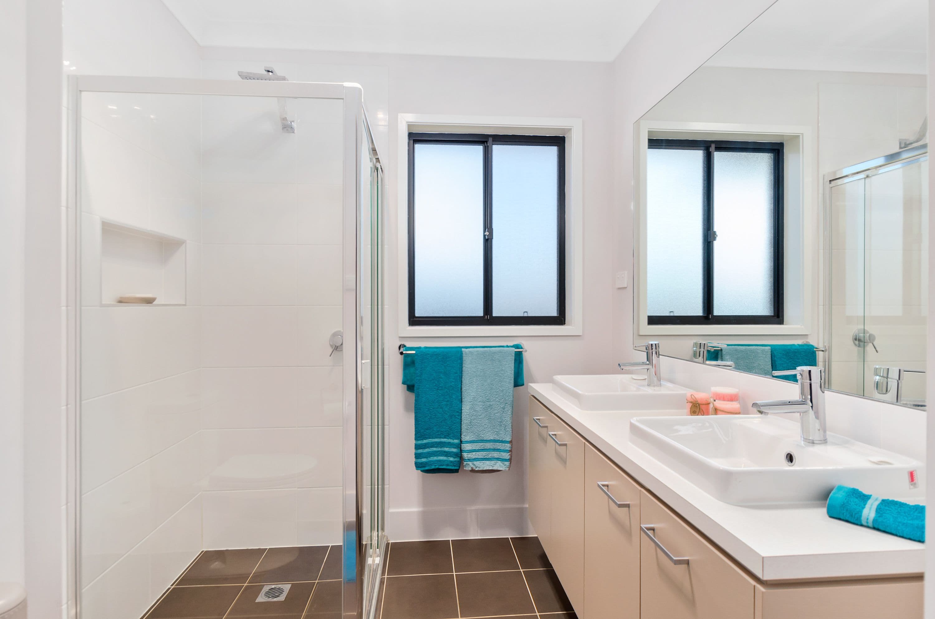 1 Tallawarra Crescent, Haywards Bay - Thumbnail 6