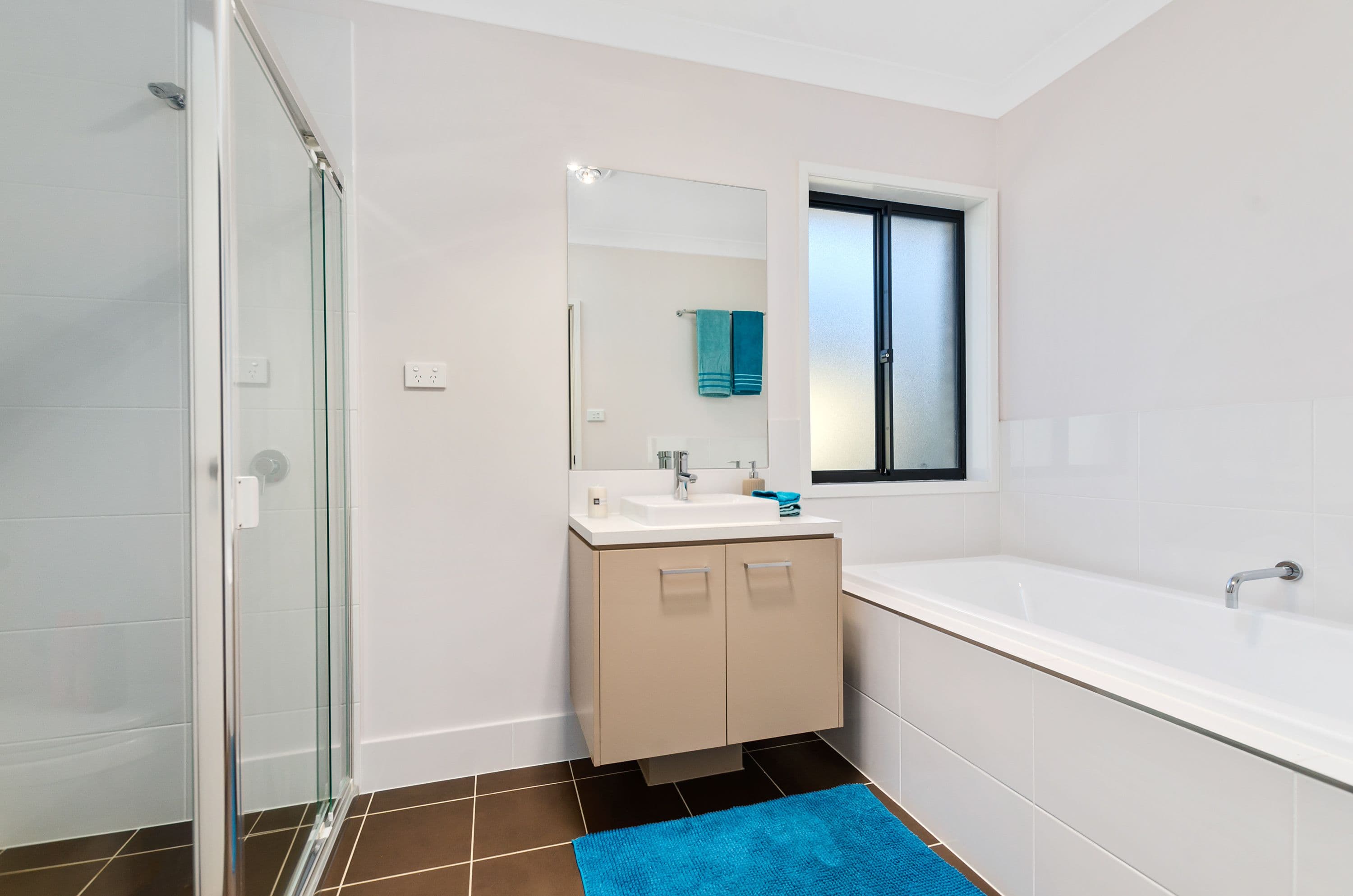 1 Tallawarra Crescent, Haywards Bay - Thumbnail 7