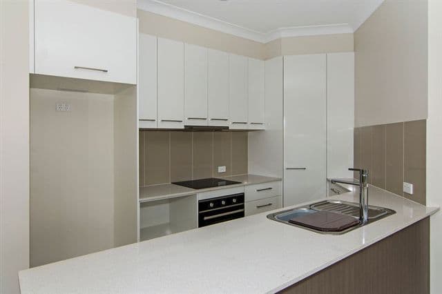 Unit 1, 38 Victory Street, NEWTOWN QLD 4350, Newtown - Thumbnail 4