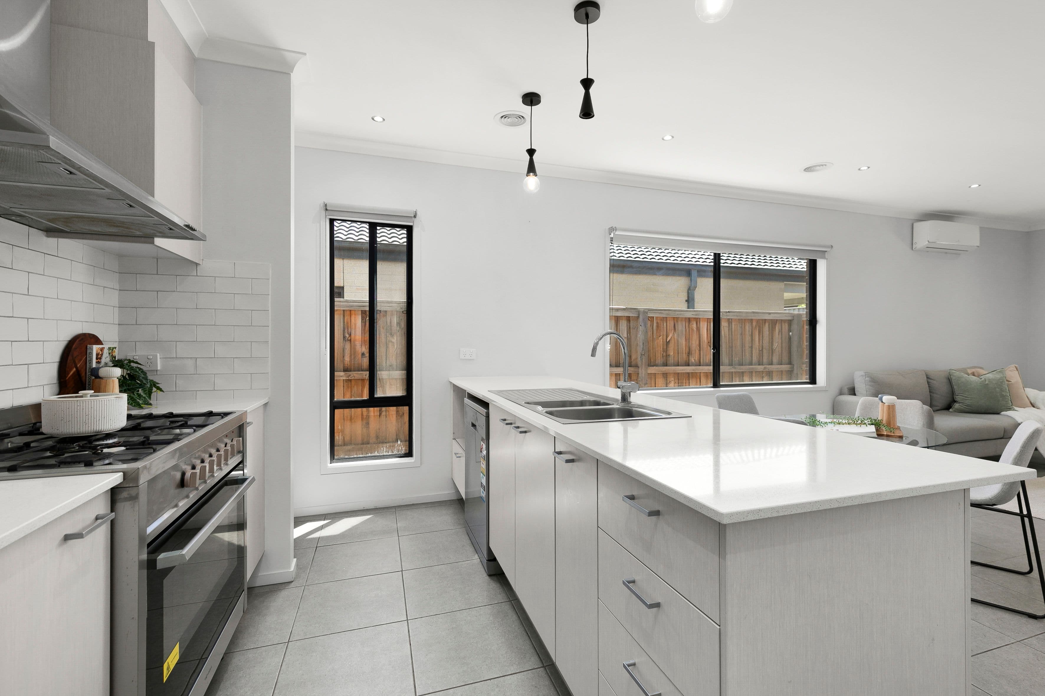 10 Mietta Terrace, Greenvale VIC 3059, Greenvale - Thumbnail 2