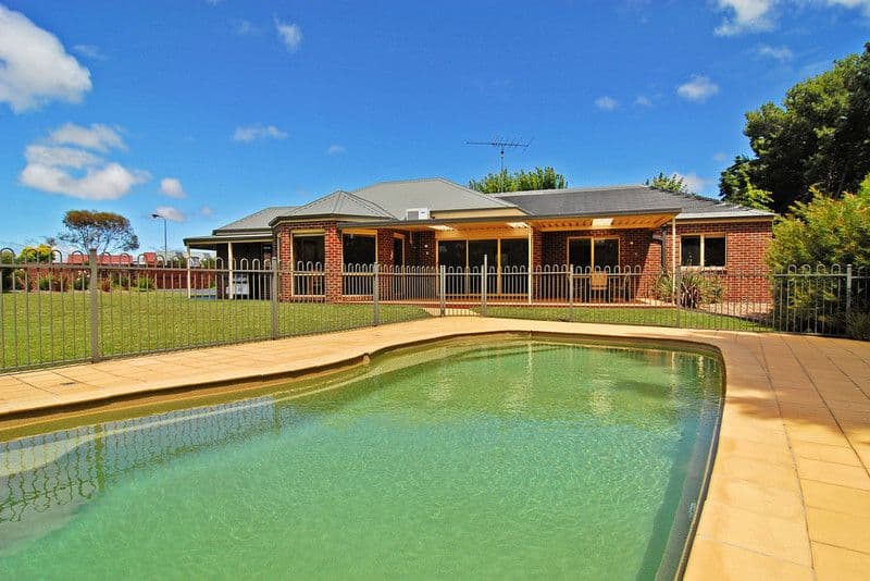 20 James Court, DRYSDALE VIC 3222, Drysdale - Thumbnail 2