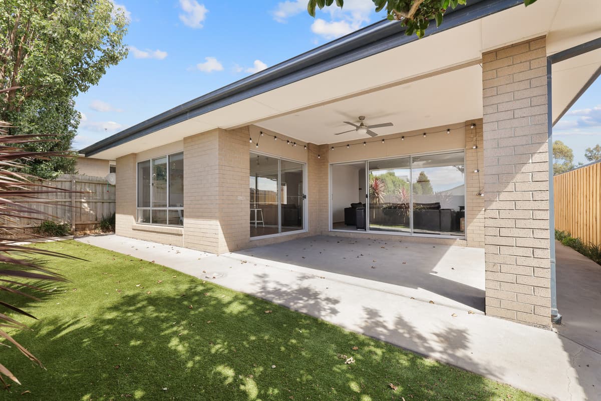 11 Parkridge Close, Cowes VIC 3922, Cowes - Thumbnail 2