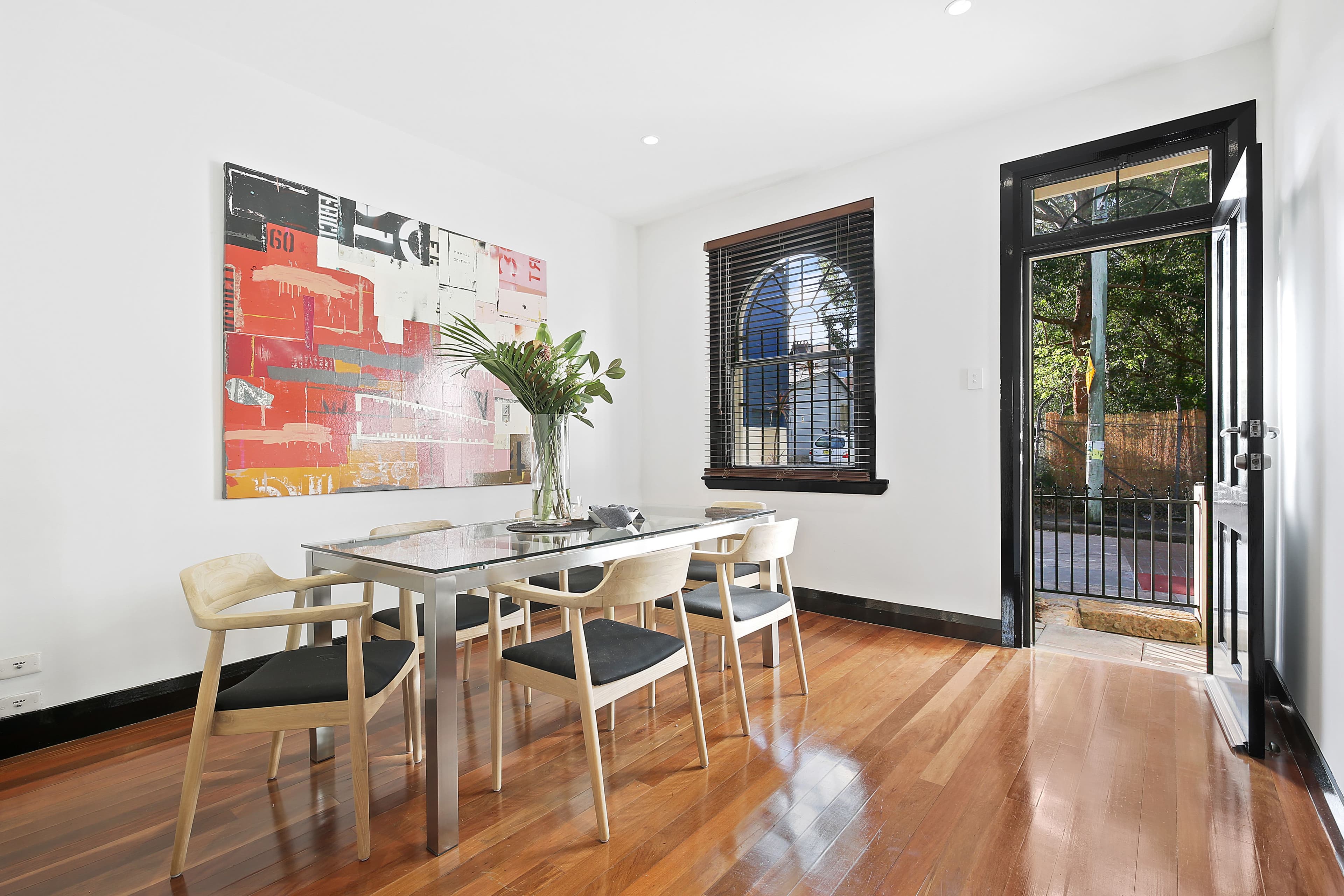 3 St John Street, Newtown - Thumbnail 4