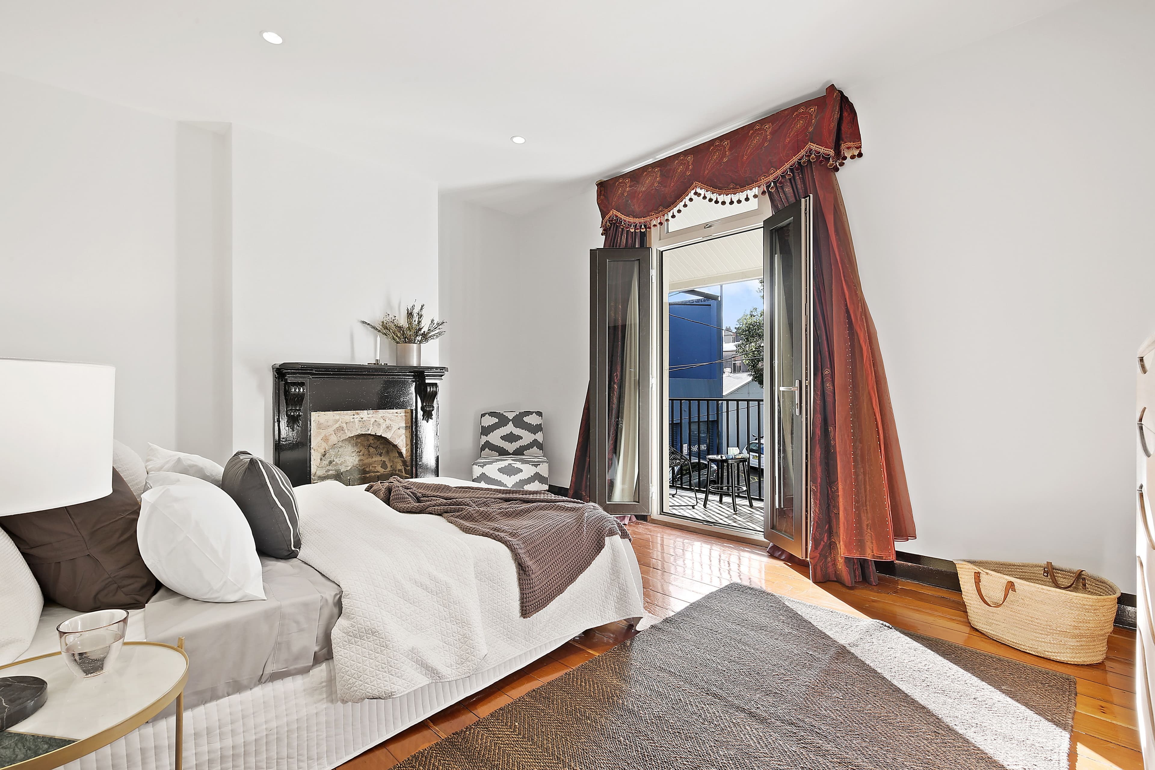 3 St John Street, Newtown - Thumbnail 8