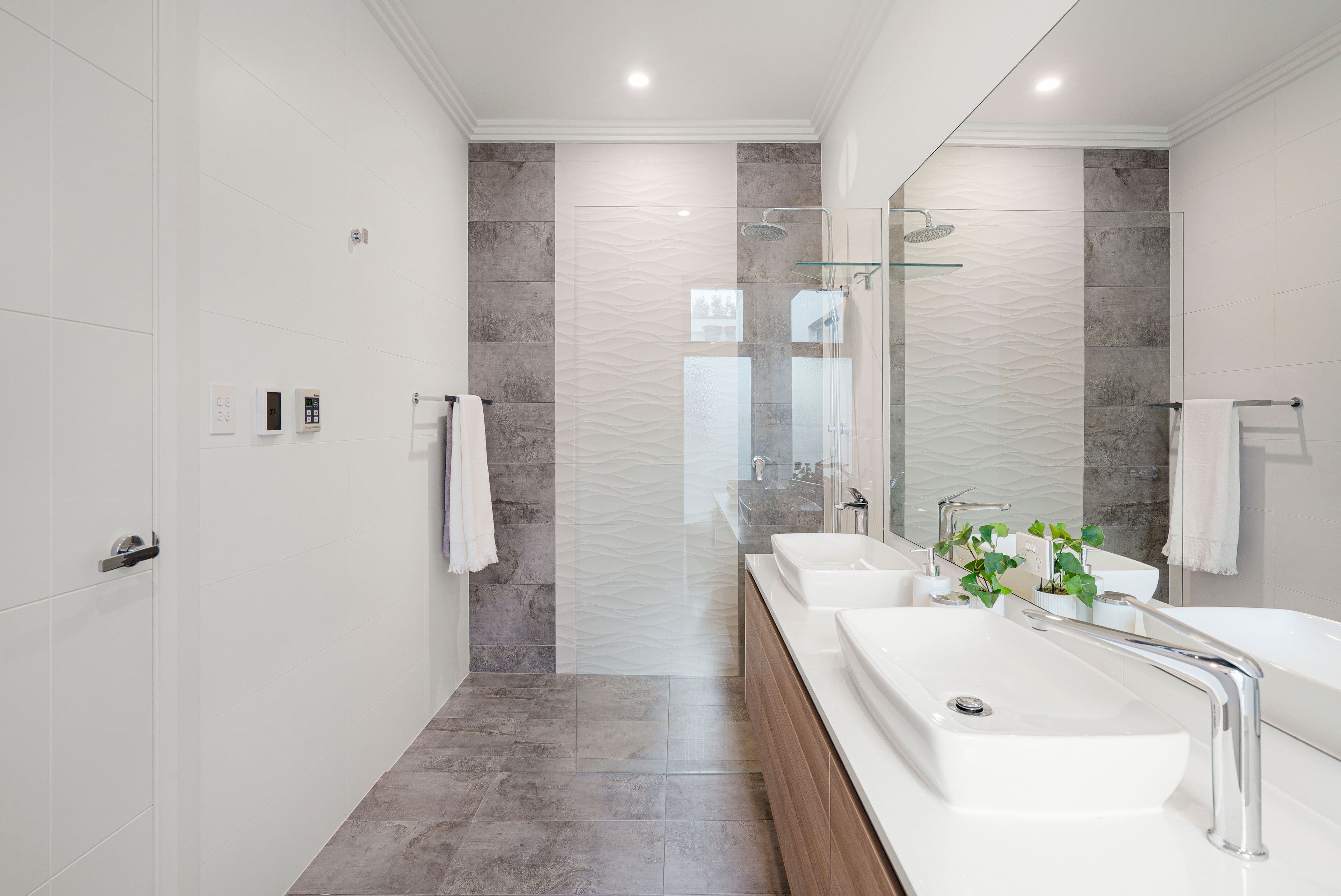 6a Yorktown Crescent, Henley Beach South SA 5022, Henley Beach South - Thumbnail 8