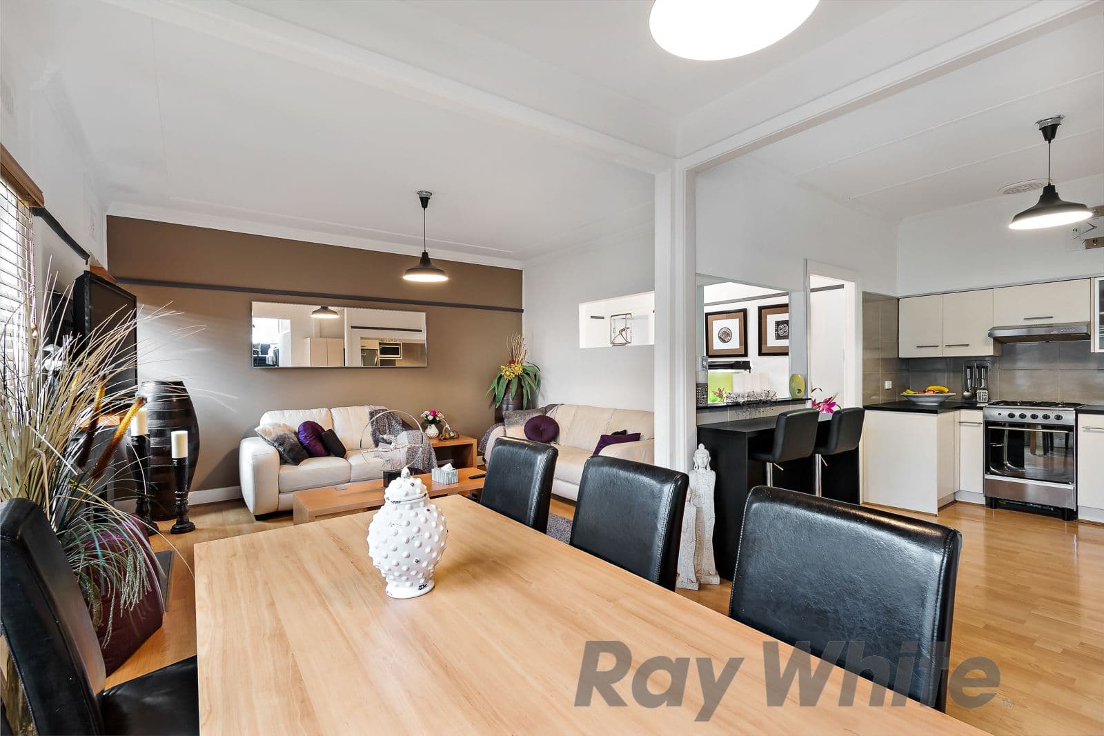 16 Hill Street, North Lambton - Thumbnail 4