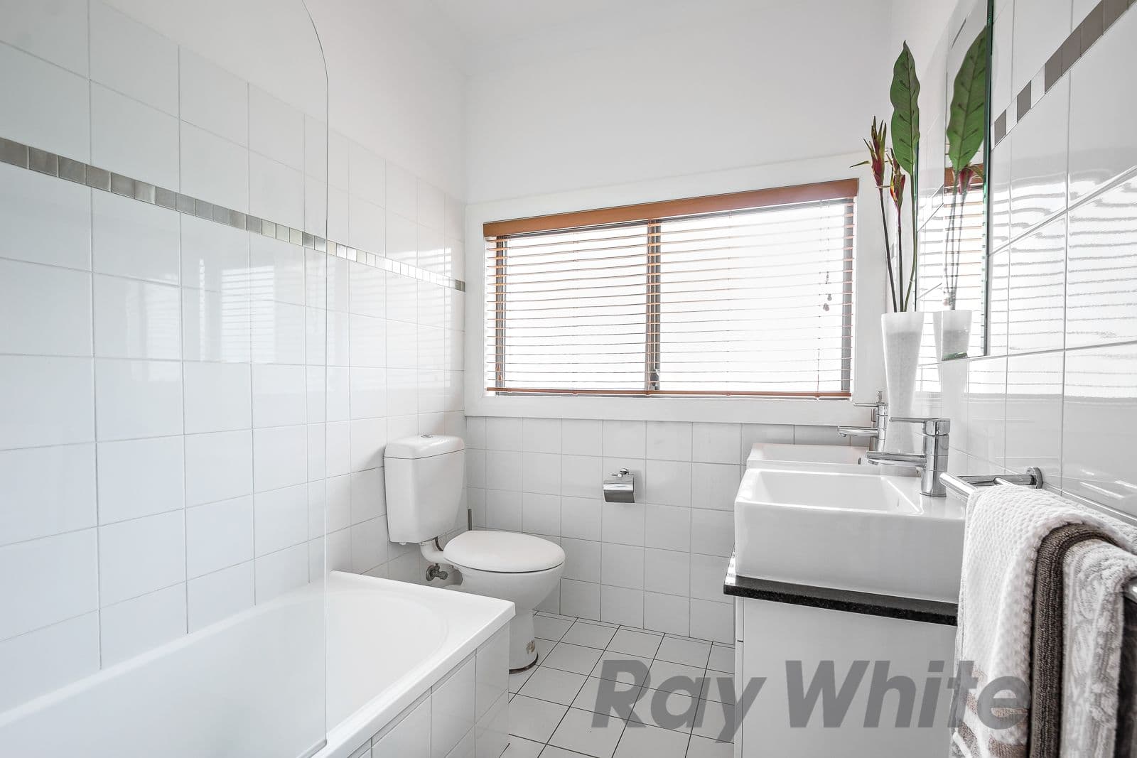 16 Hill Street, North Lambton - Thumbnail 5