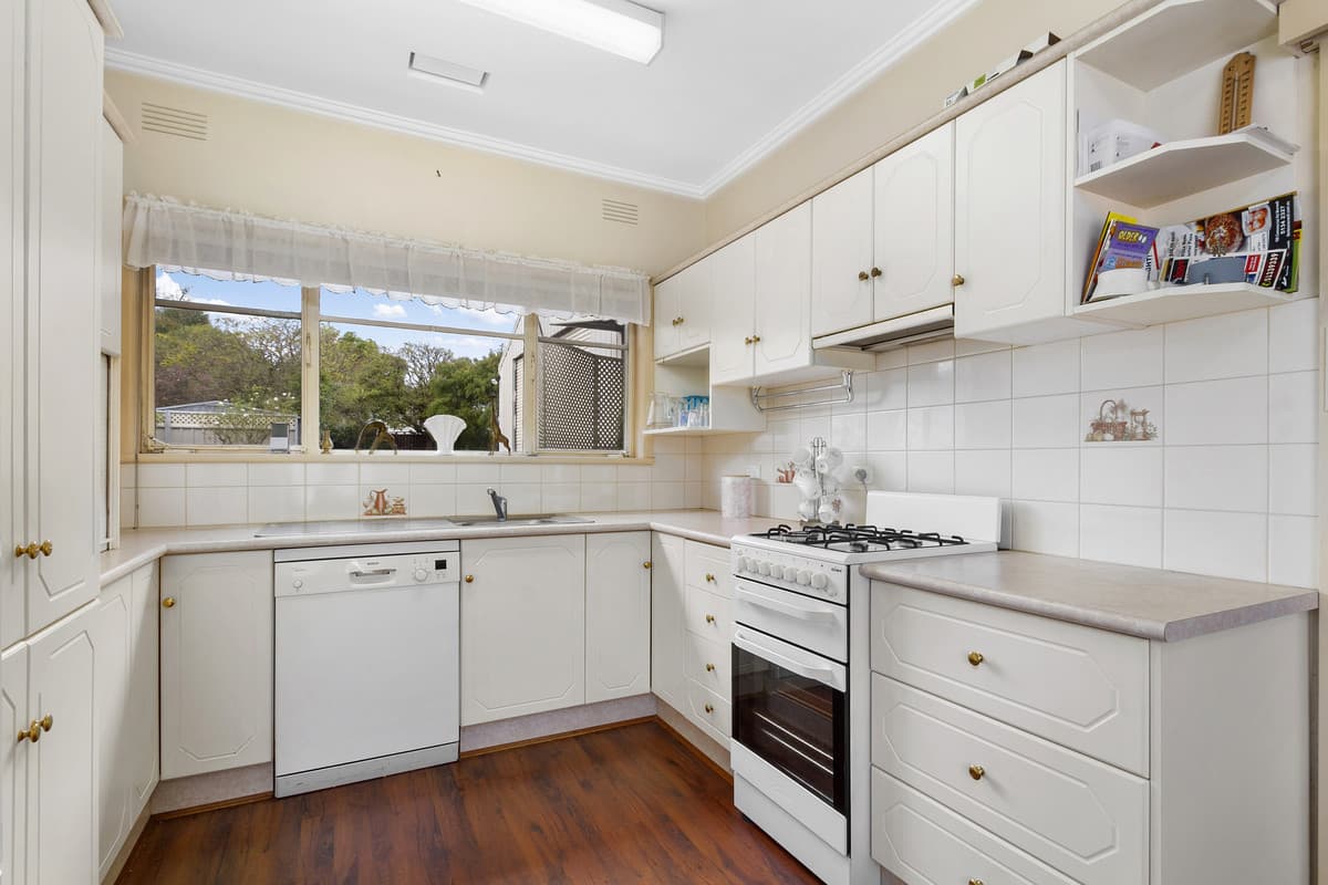 38 Grant Street, MORWELL VIC 3840, Morwell - Thumbnail 2