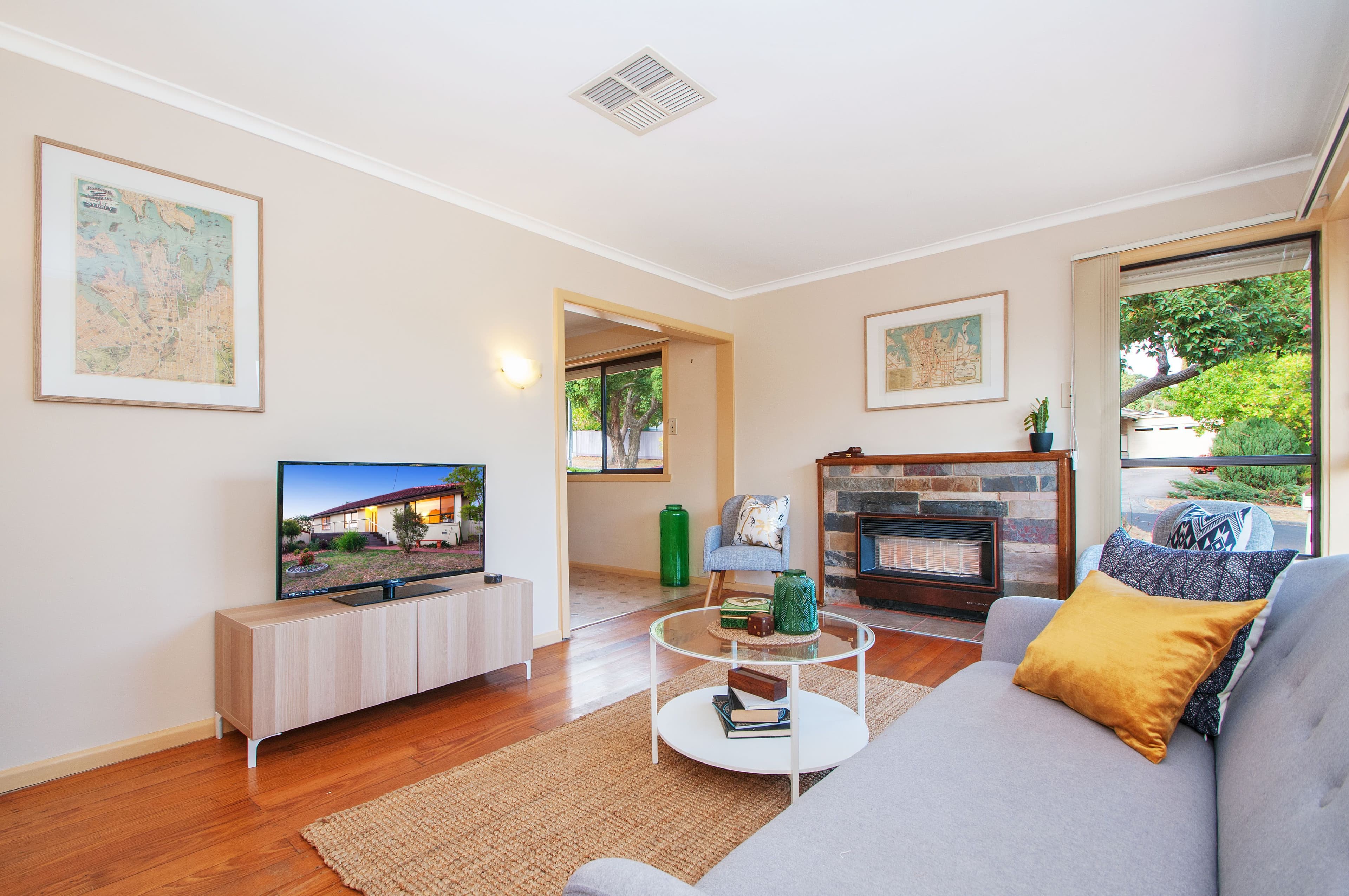 18 Greenville Street, Mooroolbark VIC 3138, Mooroolbark - Thumbnail 3
