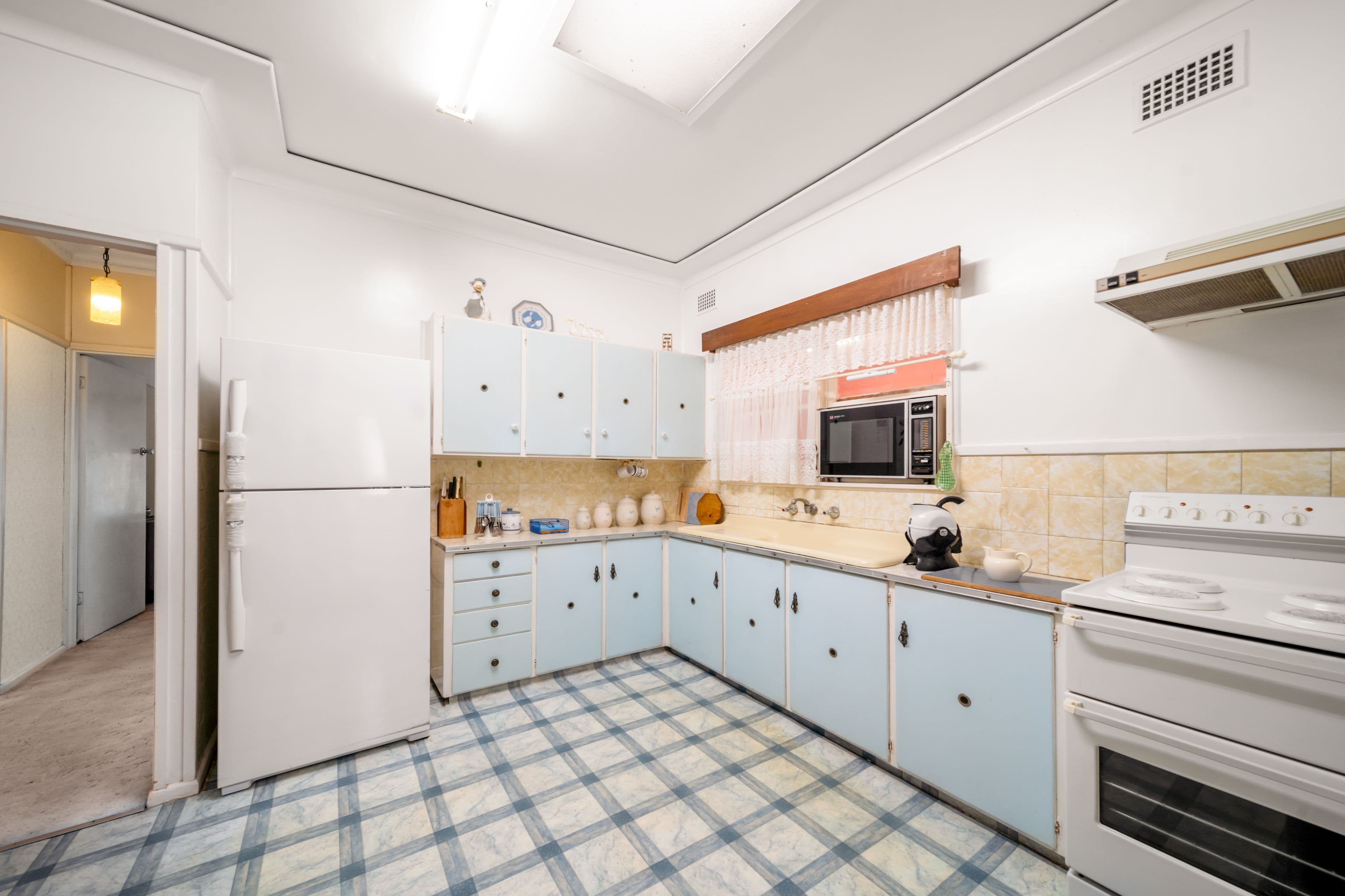 52 Farnsworth Avenue, Campbelltown NSW 2560, Campbelltown - Thumbnail 7