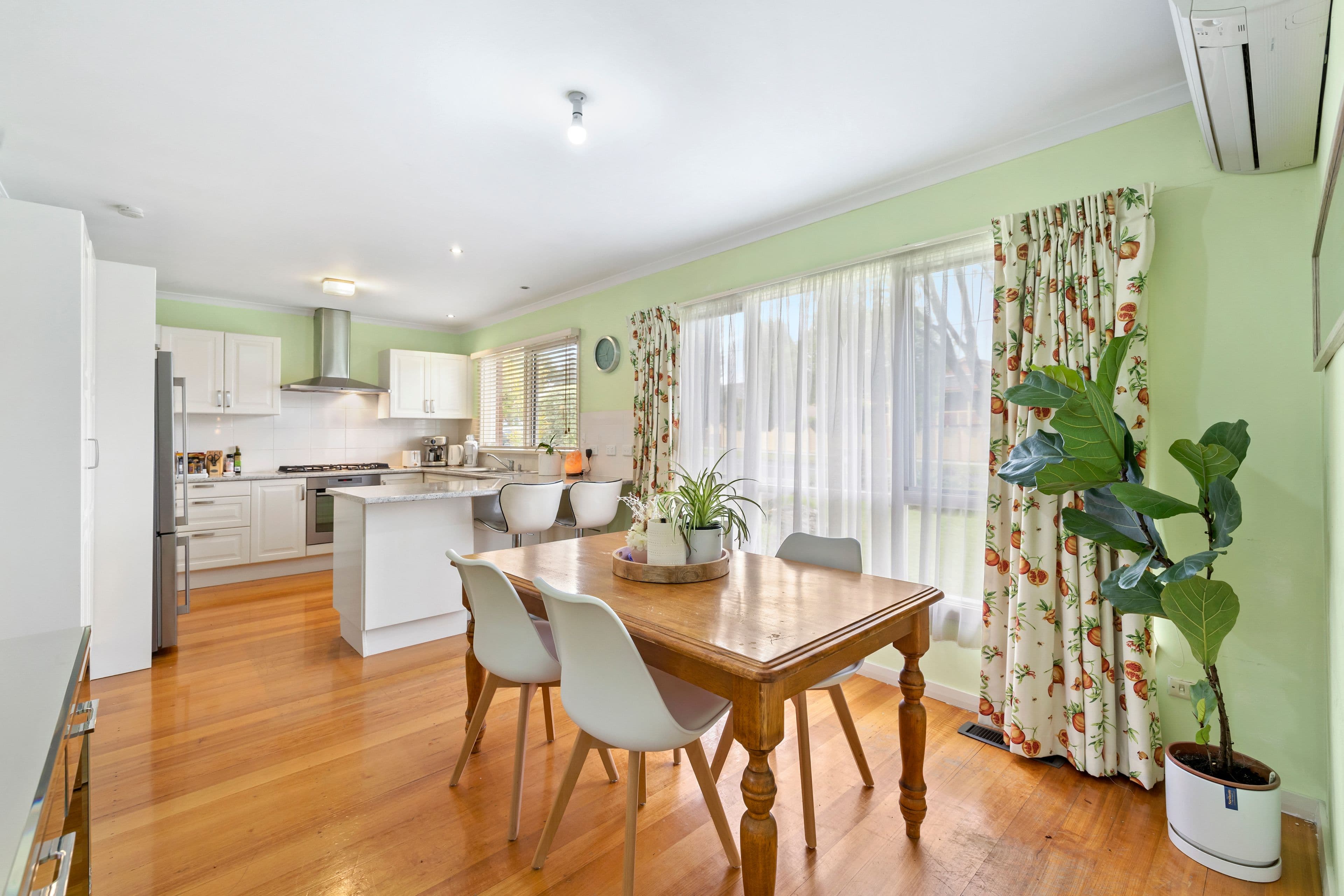 57 Gateshead Drive, Wantirna South VIC 3152, Wantirna South - Thumbnail 5