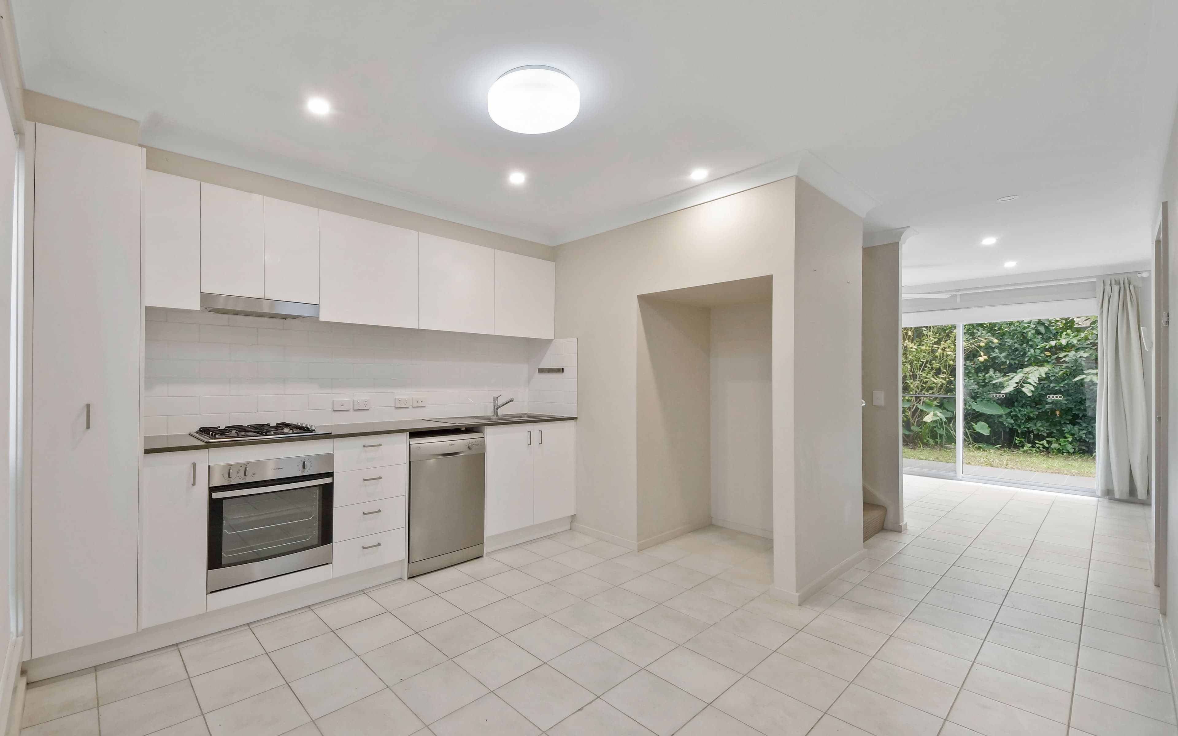 28 Mellish Parade, Glenfield NSW 2167, Glenfield - Thumbnail 3