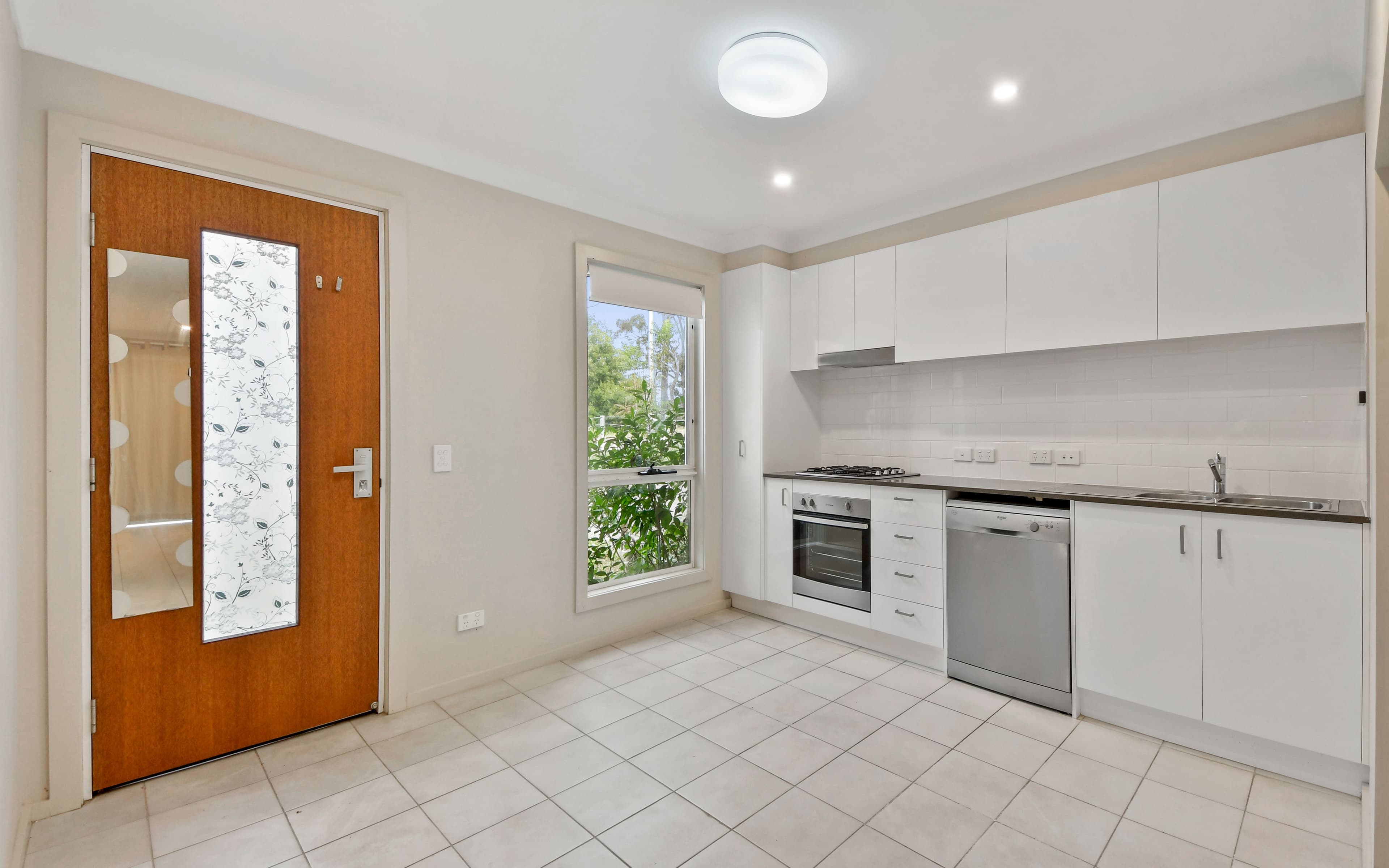 28 Mellish Parade, Glenfield NSW 2167, Glenfield - Thumbnail 4