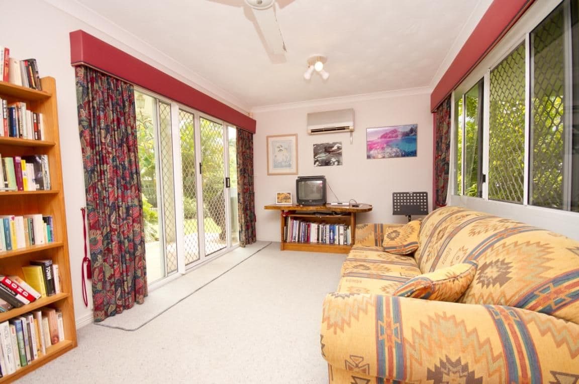 12 Forum Close, MOOROOBOOL QLD 4870, Mooroobool - Thumbnail 5