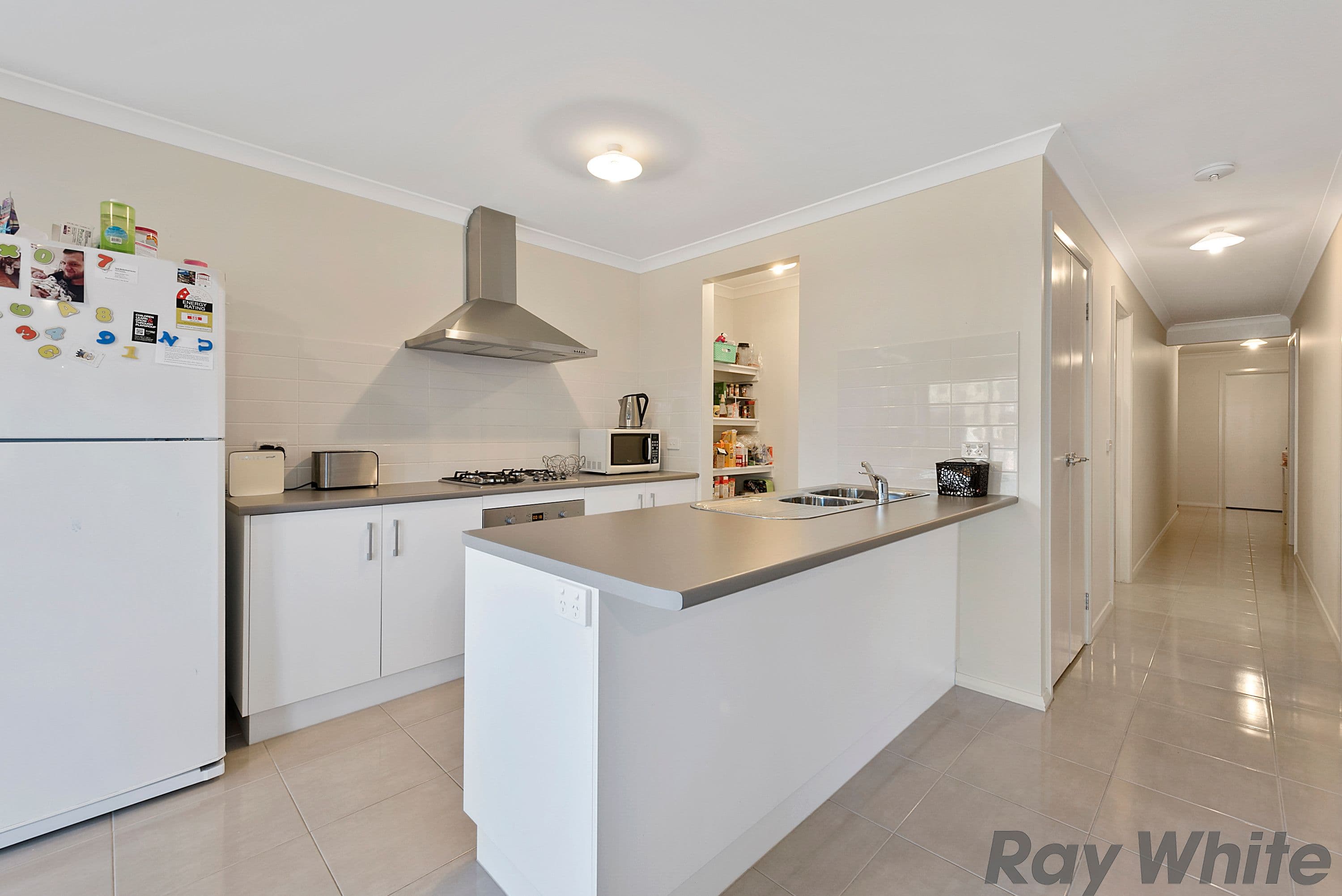 34 Robinson Way, Yarrawonga VIC 3730, Yarrawonga - Thumbnail 2