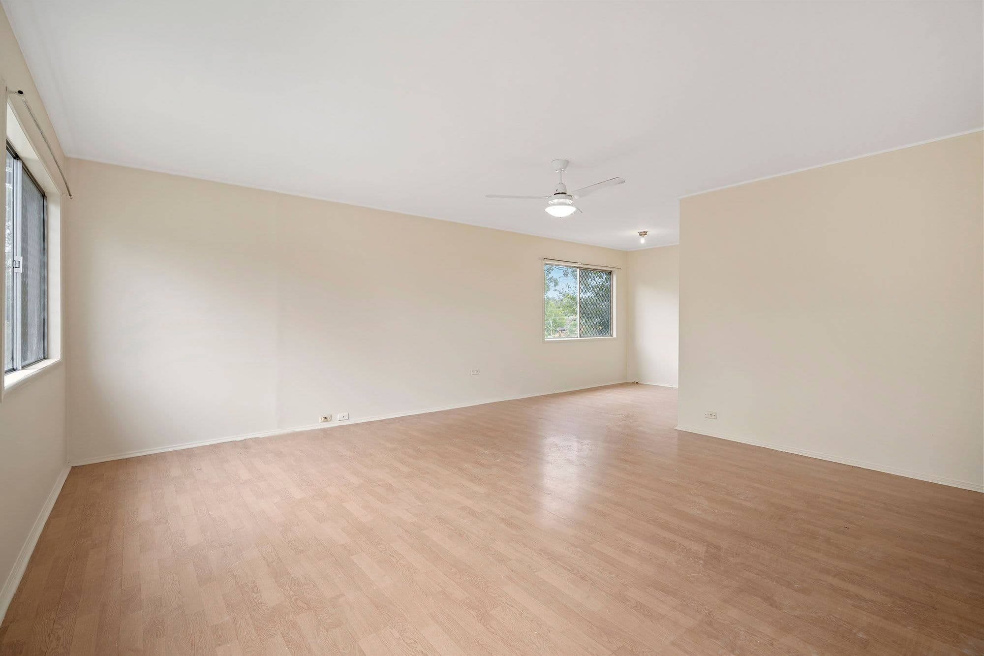 25 Hill Street, Kingston QLD 4114, Kingston - Thumbnail 2