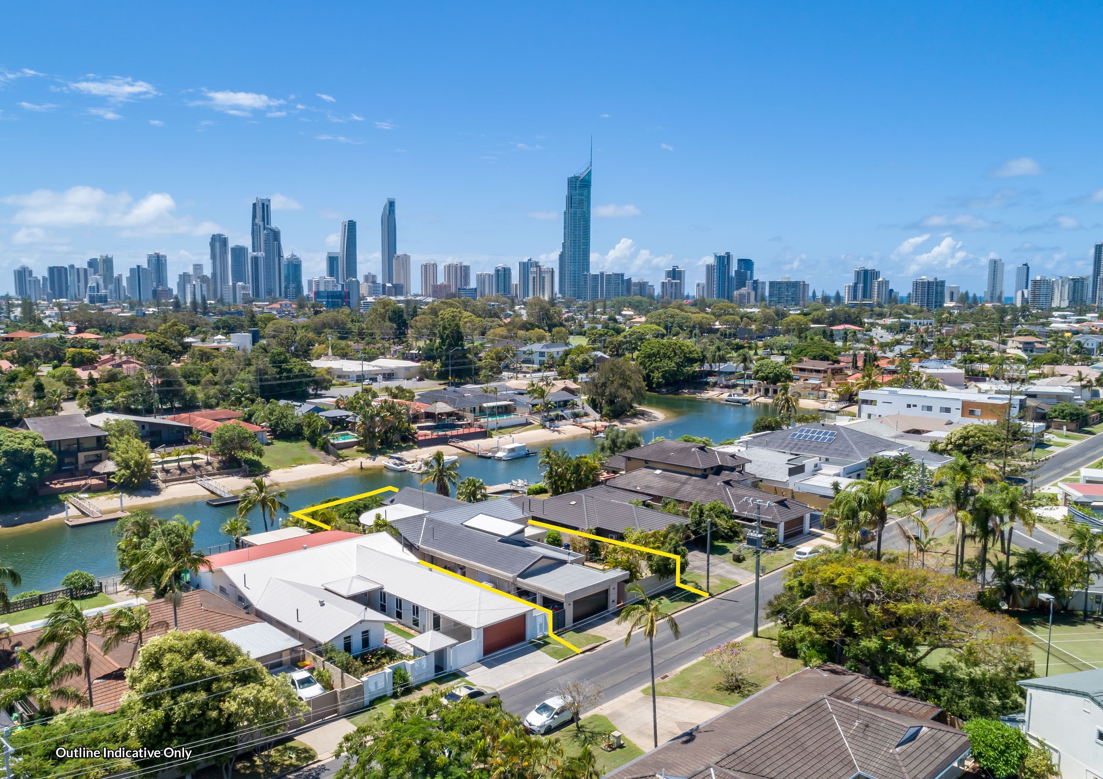 33 Rapallo Avenue, Isle Of Capri QLD 4217, Isle Of Capri - Image 1