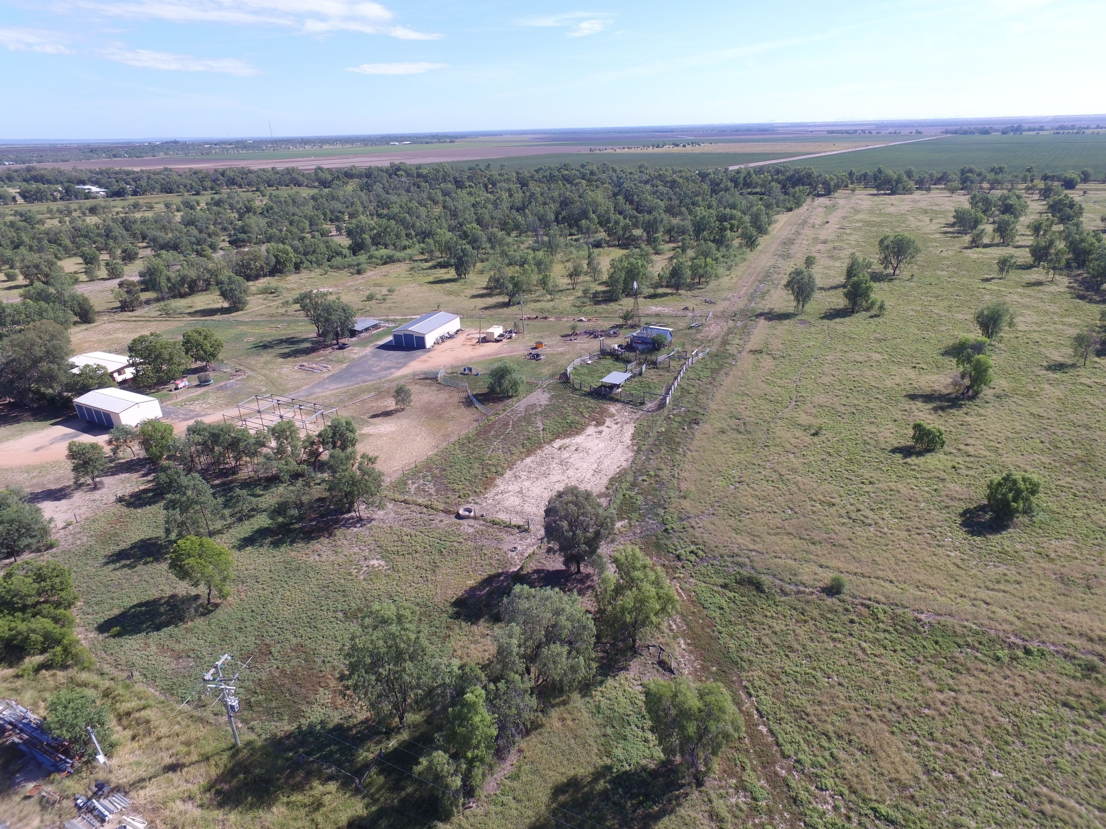 260 Opal Street, Emerald QLD 4720, Emerald - Thumbnail 2