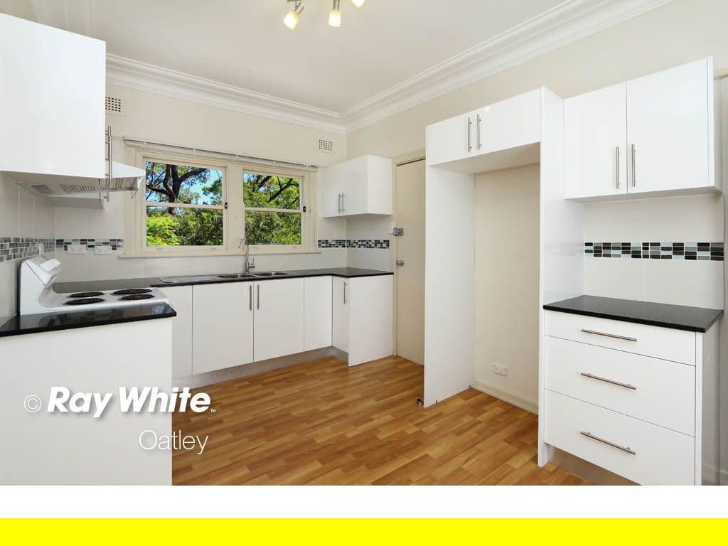 10 Ballantyne Road, MORTDALE NSW 2223, Mortdale - Thumbnail 5