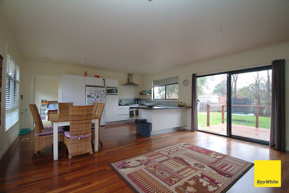 8 Rutledge Street, Bungendore - Thumbnail 2