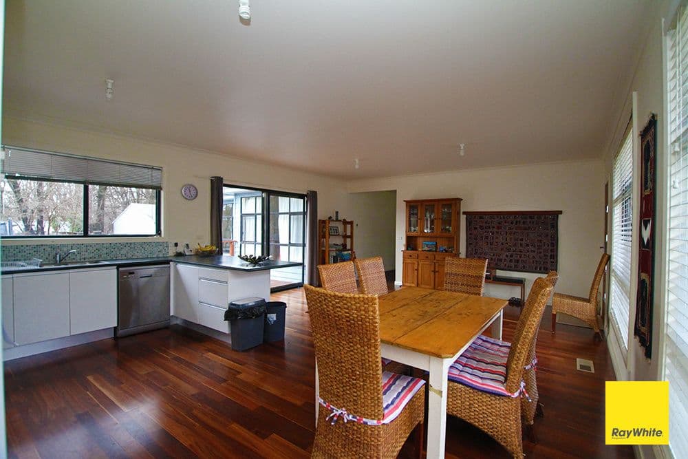 8 Rutledge Street, Bungendore - Thumbnail 3