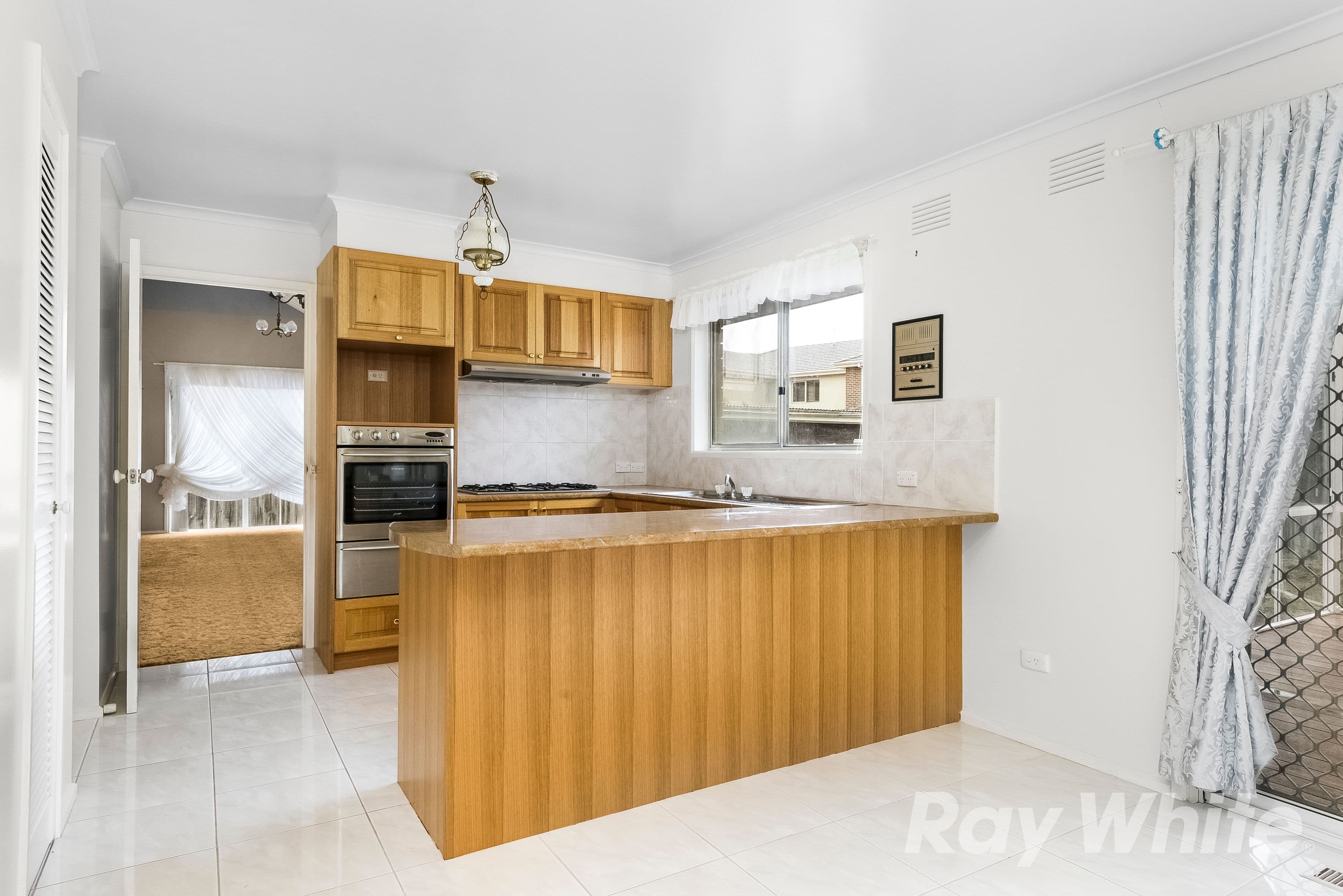 17 Mavista Avenue, Glen Waverley VIC 3150, Glen Waverley - Thumbnail 2