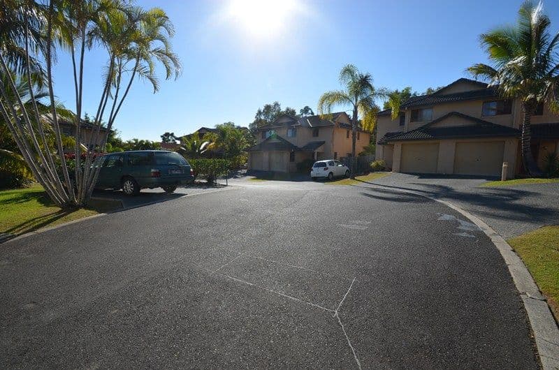 107-111 Greenacre Drive, PARKWOOD QLD 4214, Parkwood - Thumbnail 3