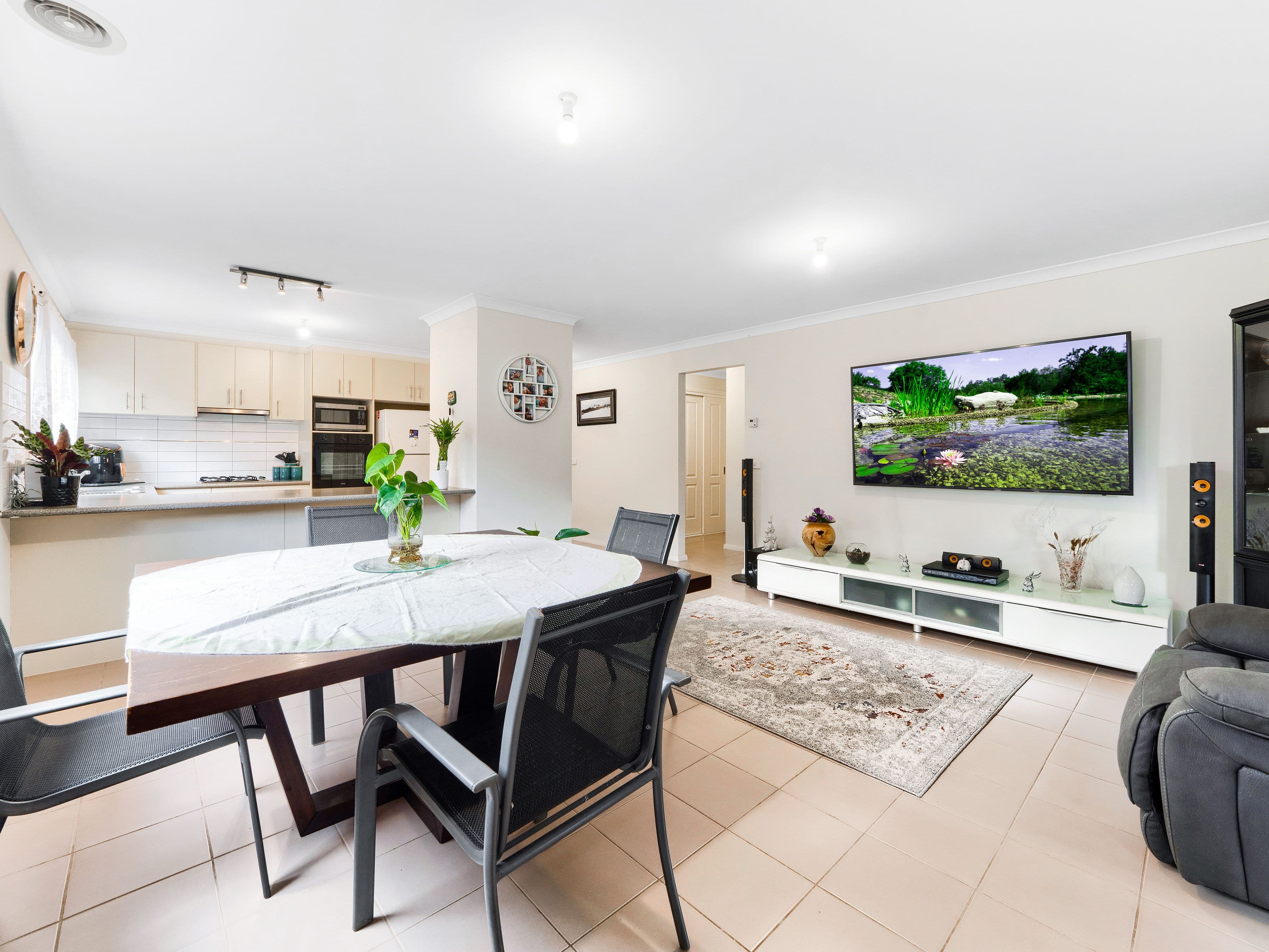 91 Broad Oak Drive, Cranbourne East VIC 3977, Cranbourne East - Thumbnail 6