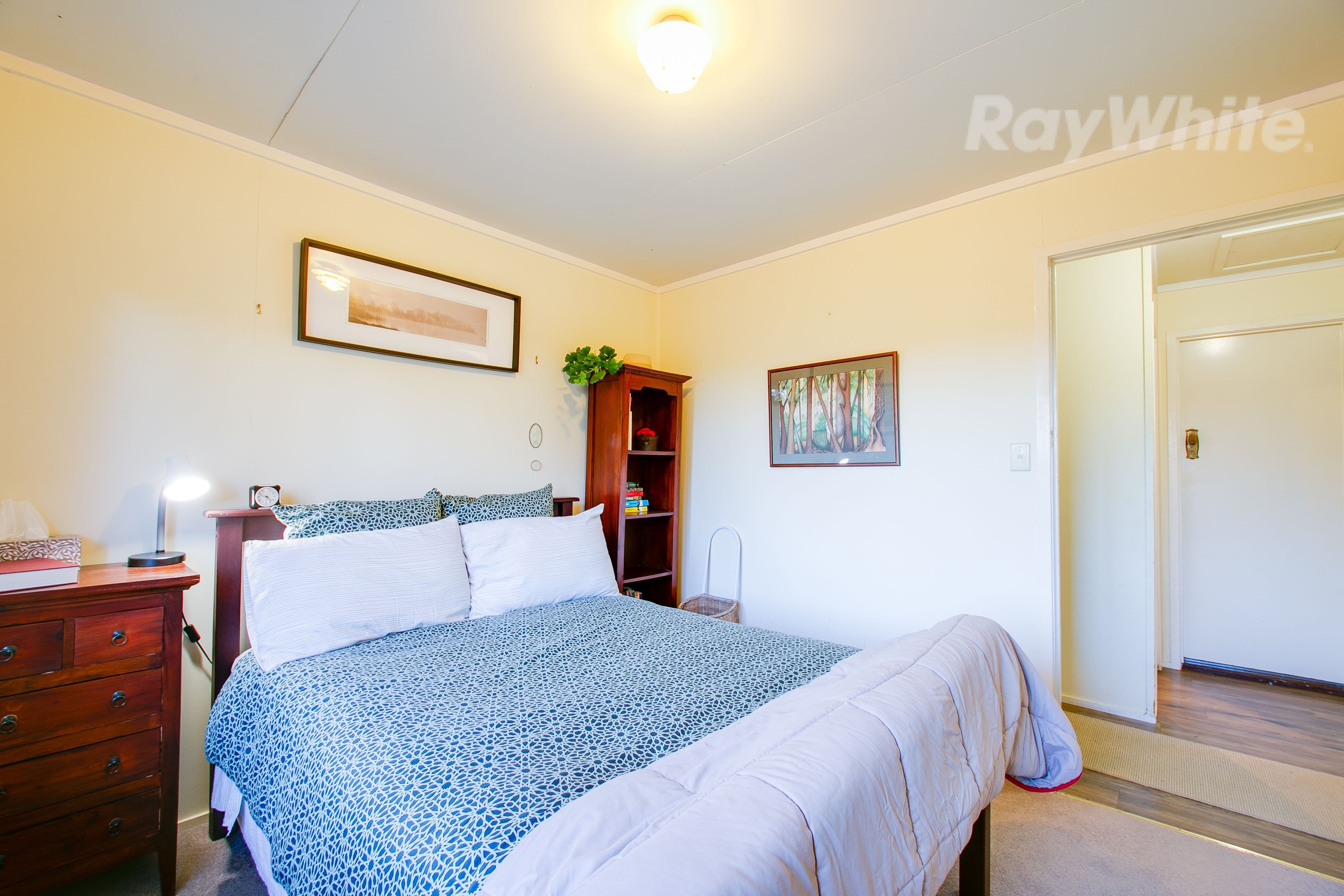 42 Wentworth Street, Leichhardt QLD 4305, Leichhardt - Thumbnail 5