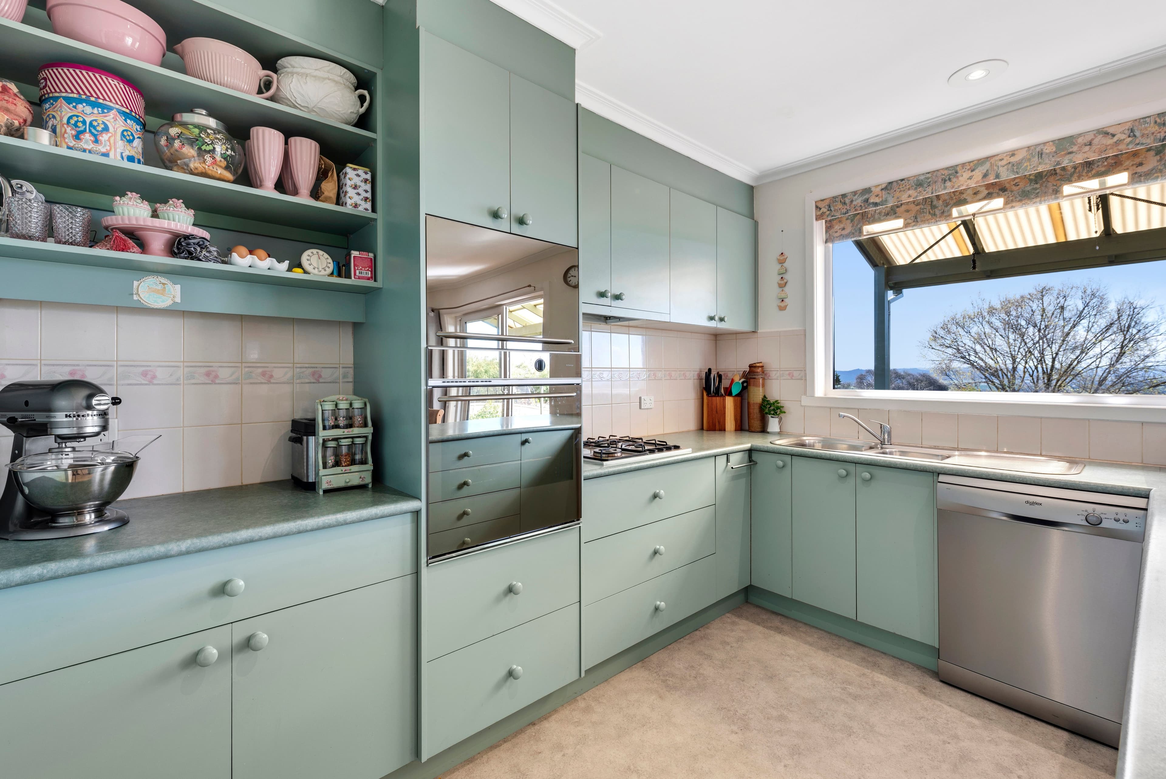 32 Crown Point Ridge, Chirnside Park VIC 3116, Chirnside Park - Thumbnail 2
