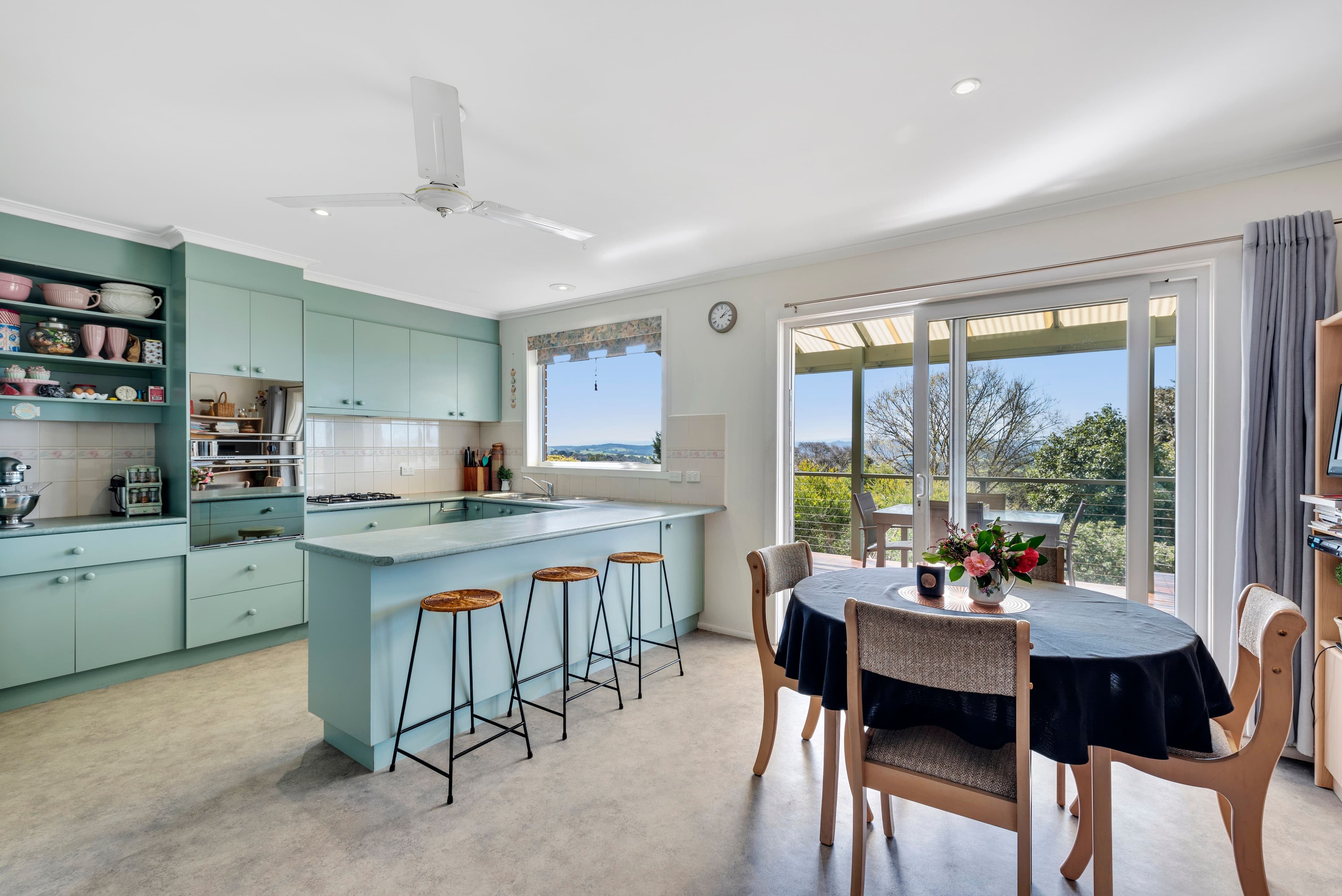 32 Crown Point Ridge, Chirnside Park VIC 3116, Chirnside Park - Thumbnail 3