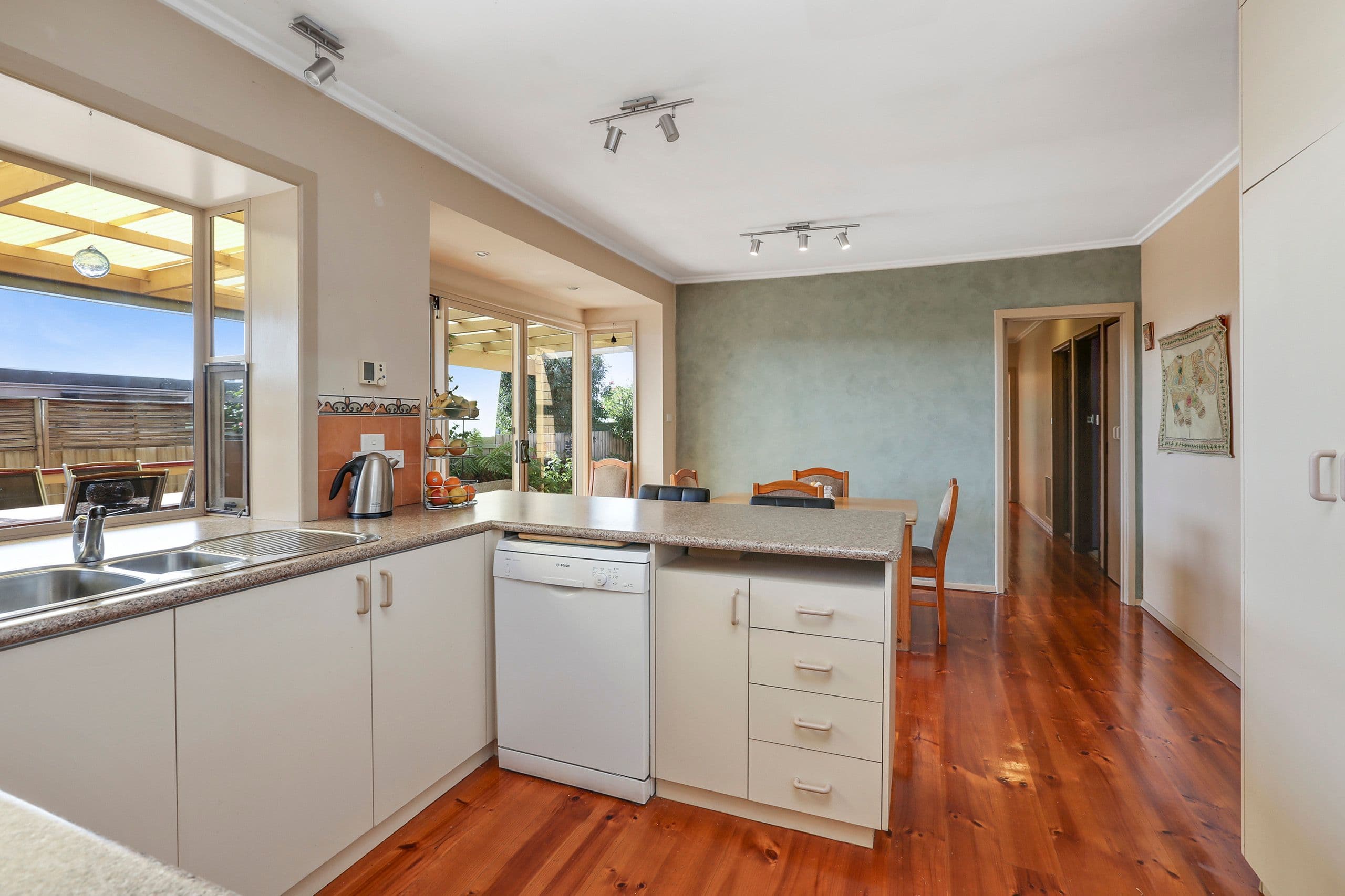 19 Northam Avenue, Highton VIC 3216, Highton - Thumbnail 7