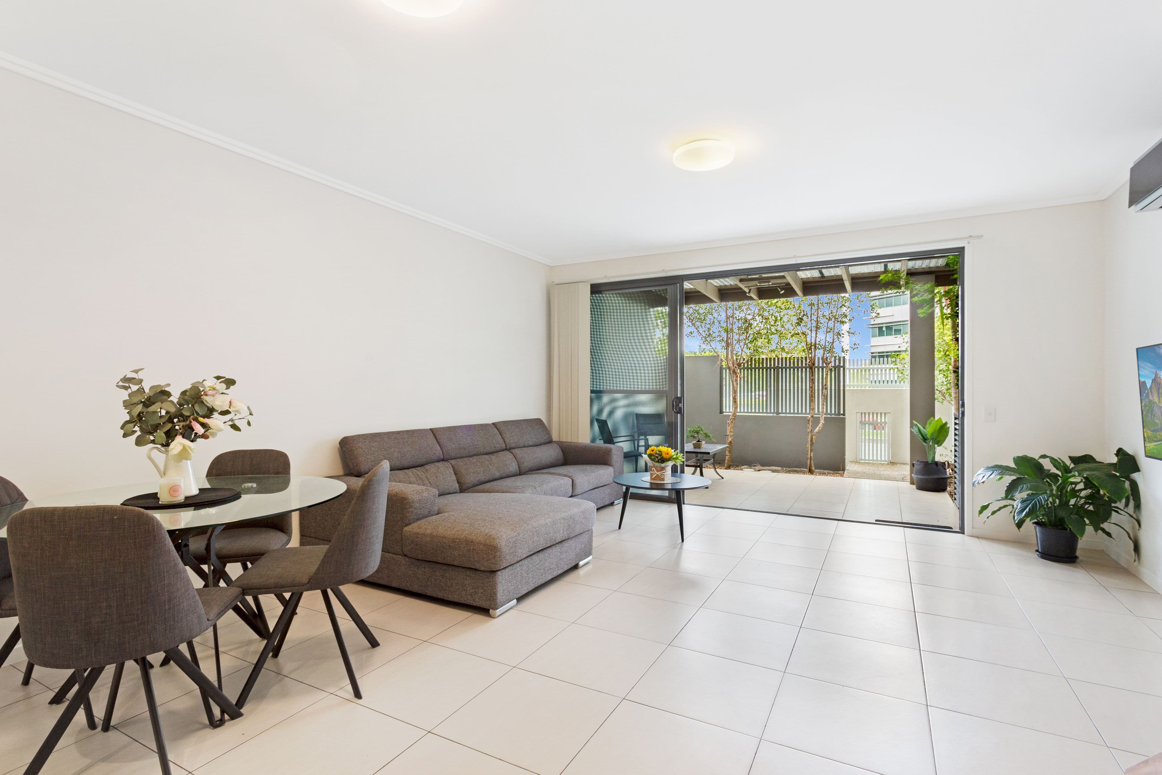 91 The Gardenway, Robina QLD 4226, Robina - Thumbnail 2