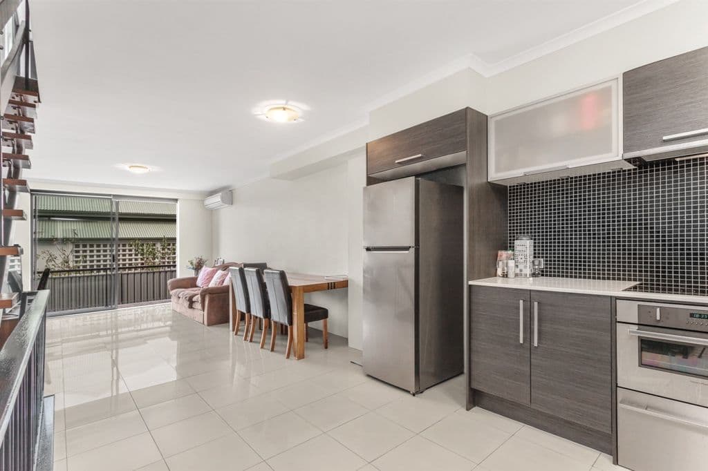 32 Garrick Terrace, Herston QLD 4006, Herston - Thumbnail 2