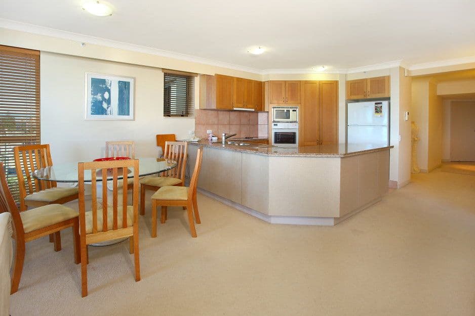 22 'Oceana', 100 Old Burleigh Road, Broadbeach QLD 4218, Broadbeach - Thumbnail 6