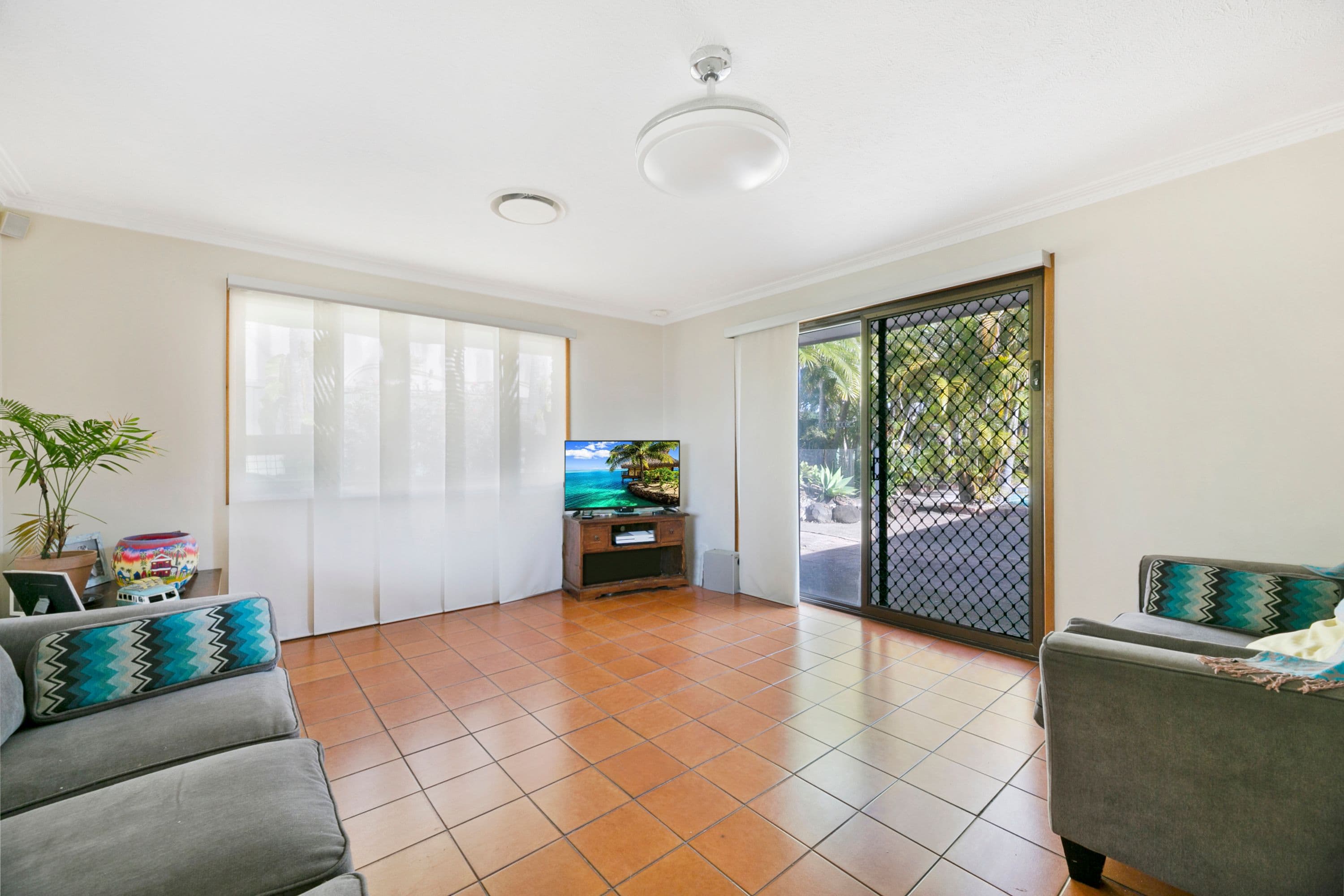 6 Jib Court, Mermaid Waters QLD 4218, Mermaid Waters - Thumbnail 3