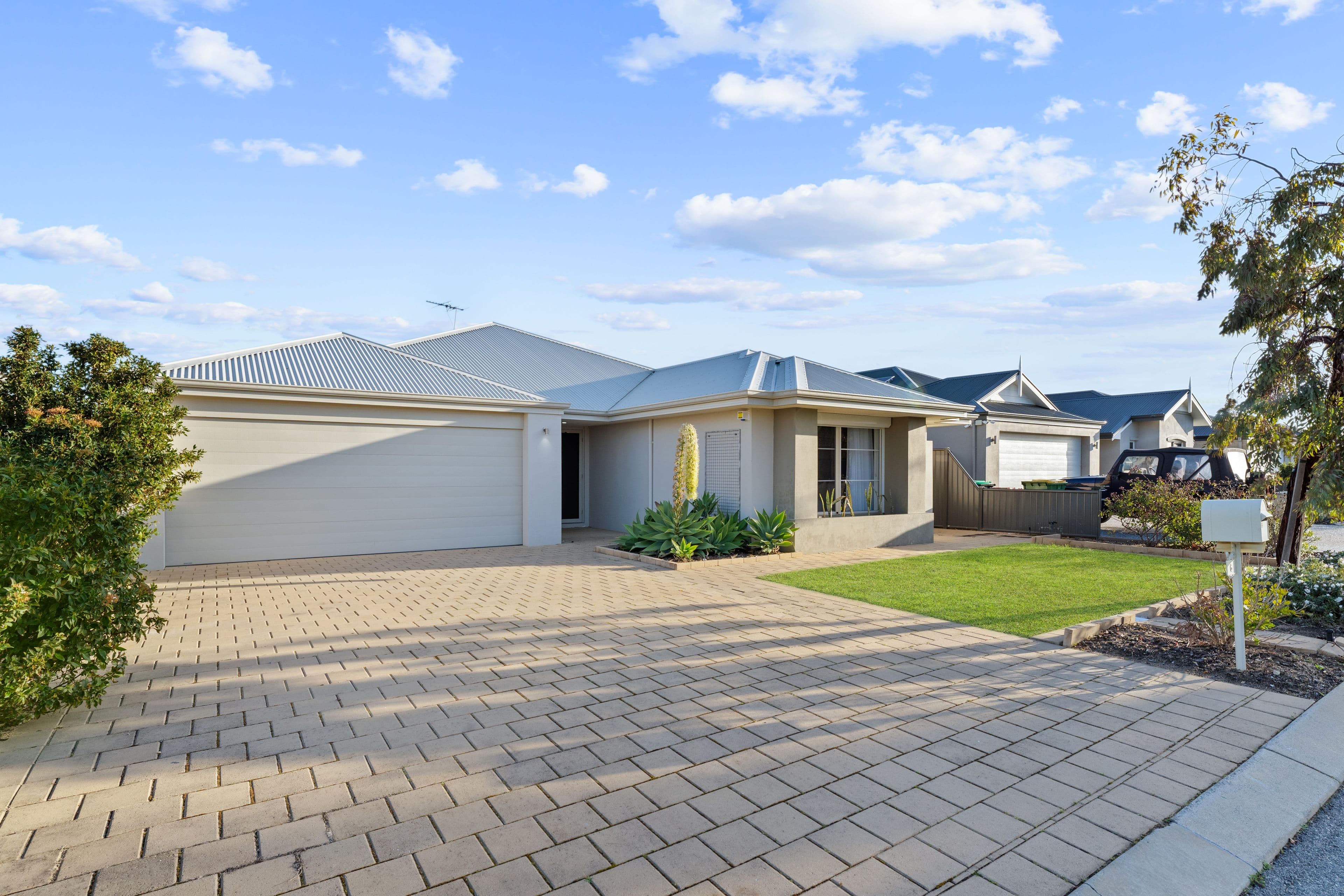 6 Larkfield Ridge, Baldivis WA 6171, Baldivis - Thumbnail 2