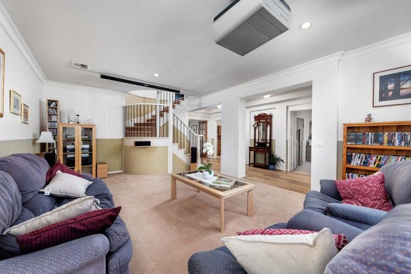 4 J V Smith Street, Bundoora VIC 3083, Bundoora - Thumbnail 4