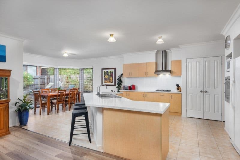 4 J V Smith Street, Bundoora VIC 3083, Bundoora - Thumbnail 6