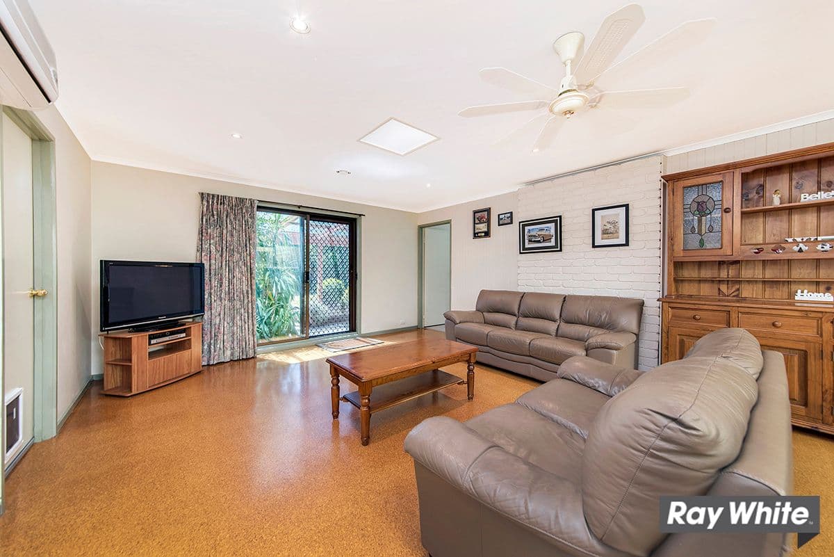 440 Bugden Avenue, Fadden ACT 2904, Fadden - Thumbnail 5