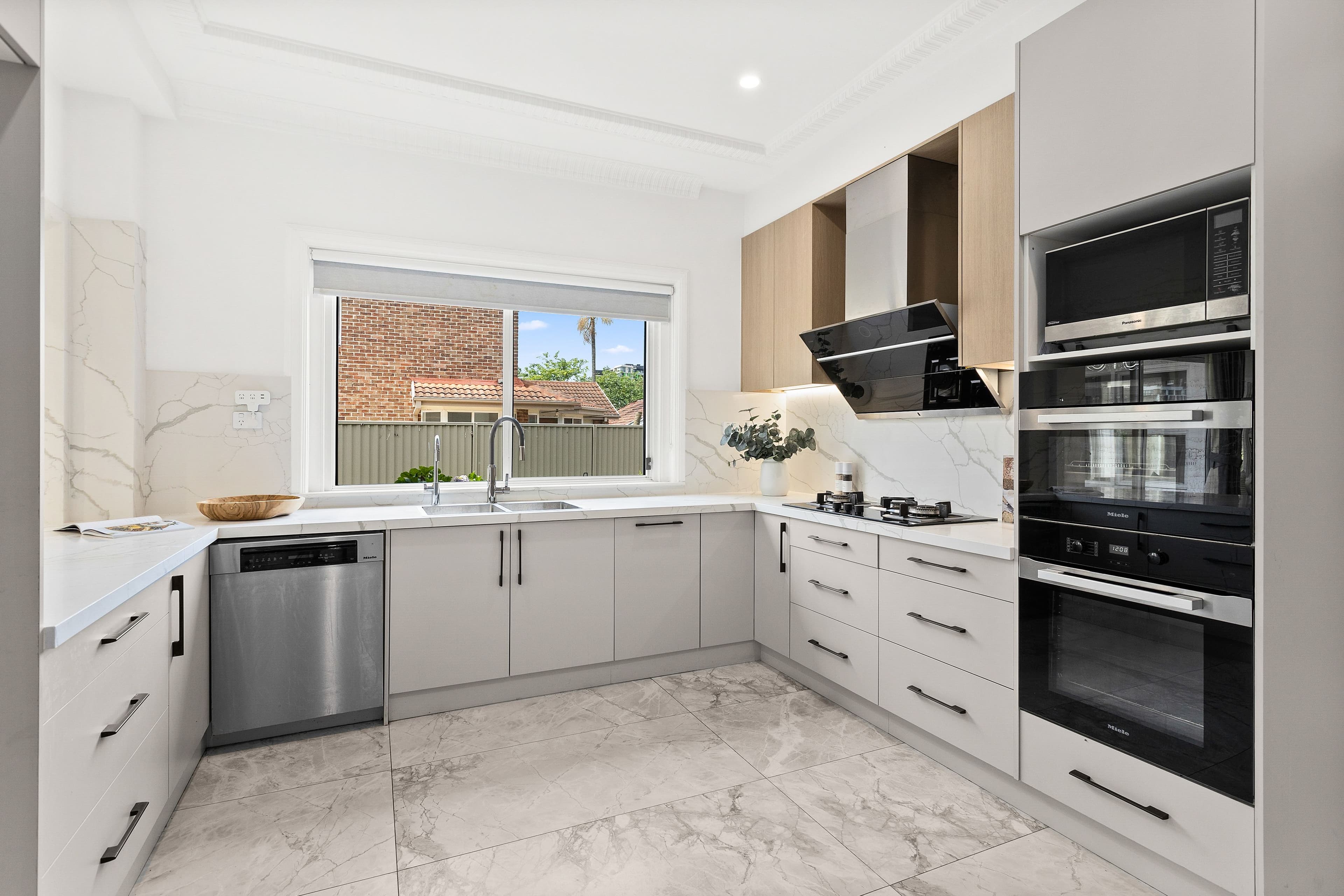 8 Neirbo Avenue, Hurstville NSW 2220, Hurstville - Thumbnail 6