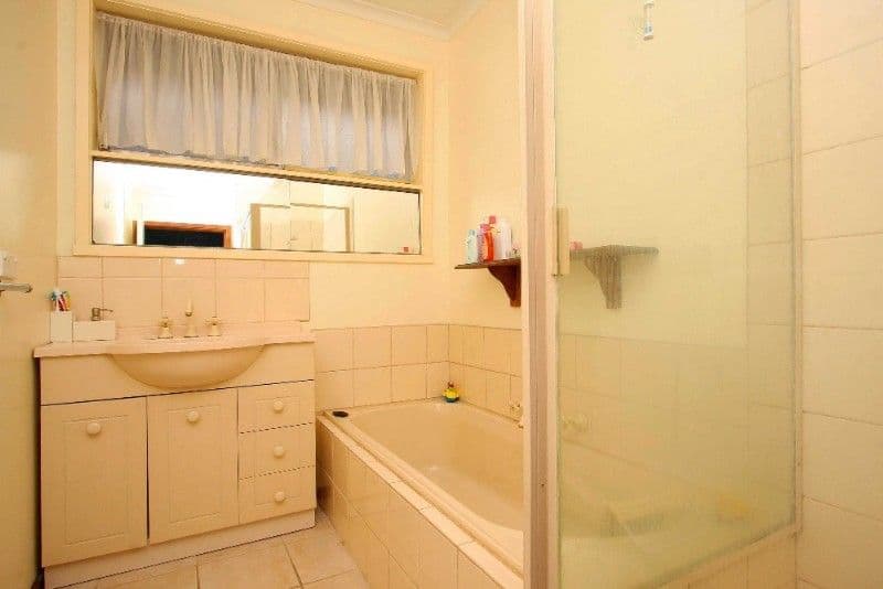 4 Daniel Court, BUNDOORA VIC 3083, Bundoora - Thumbnail 4