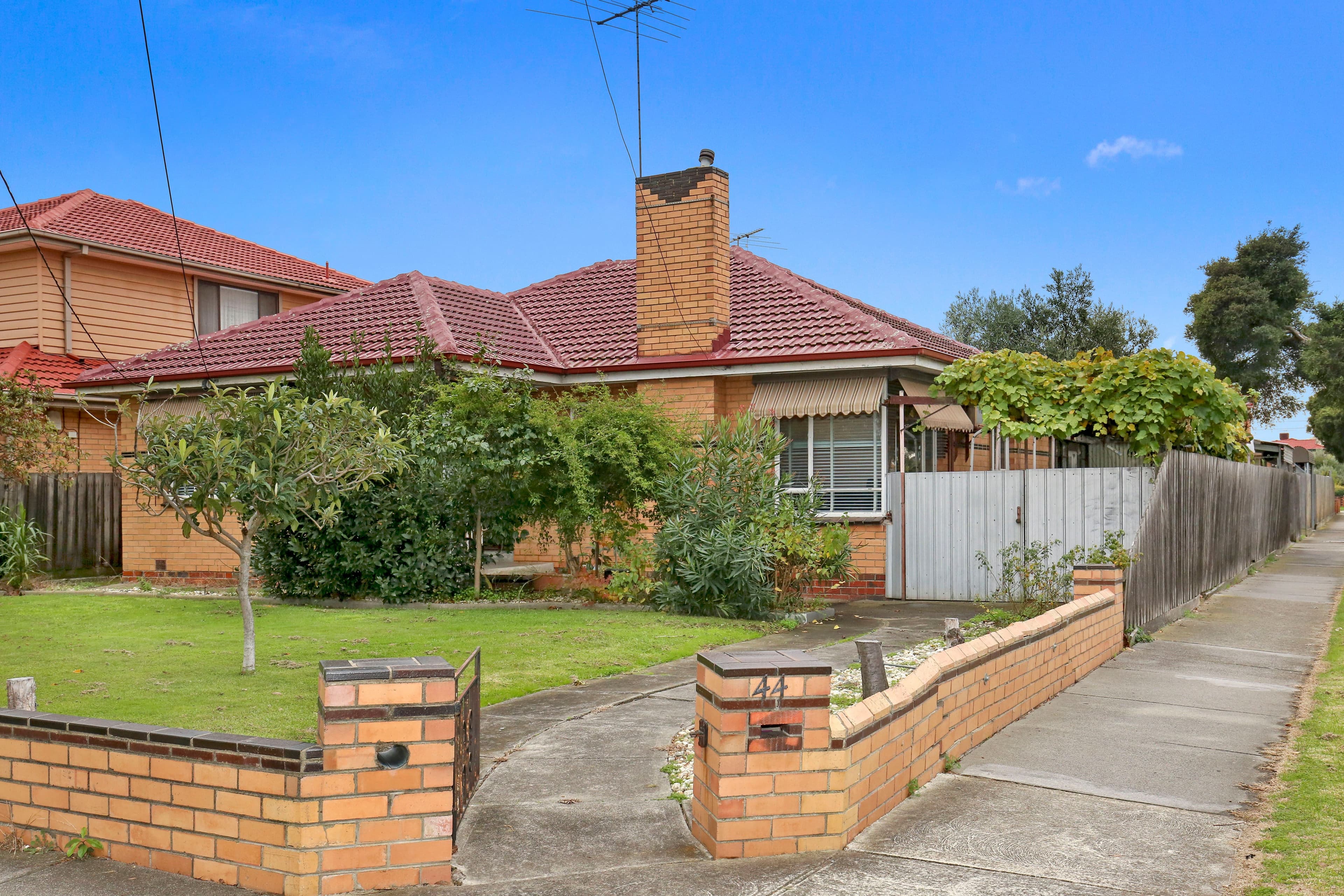 44 Alexander Avenue, Thomastown VIC 3074, Thomastown - Thumbnail 2