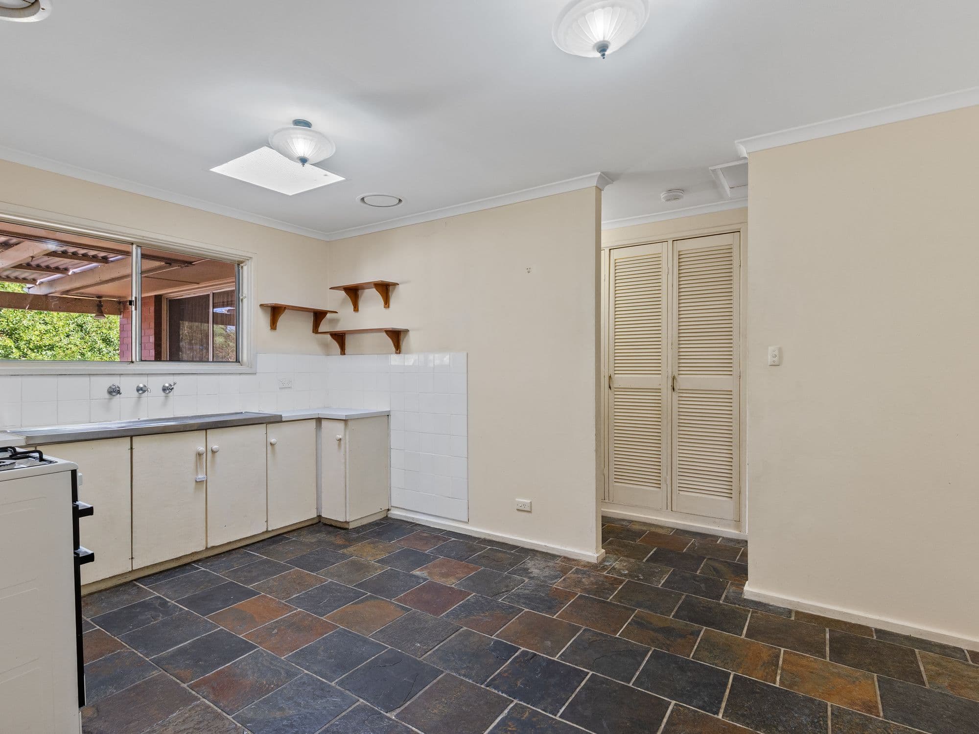 8 Oxley Court, Hackham SA 5163, Hackham - Thumbnail 8