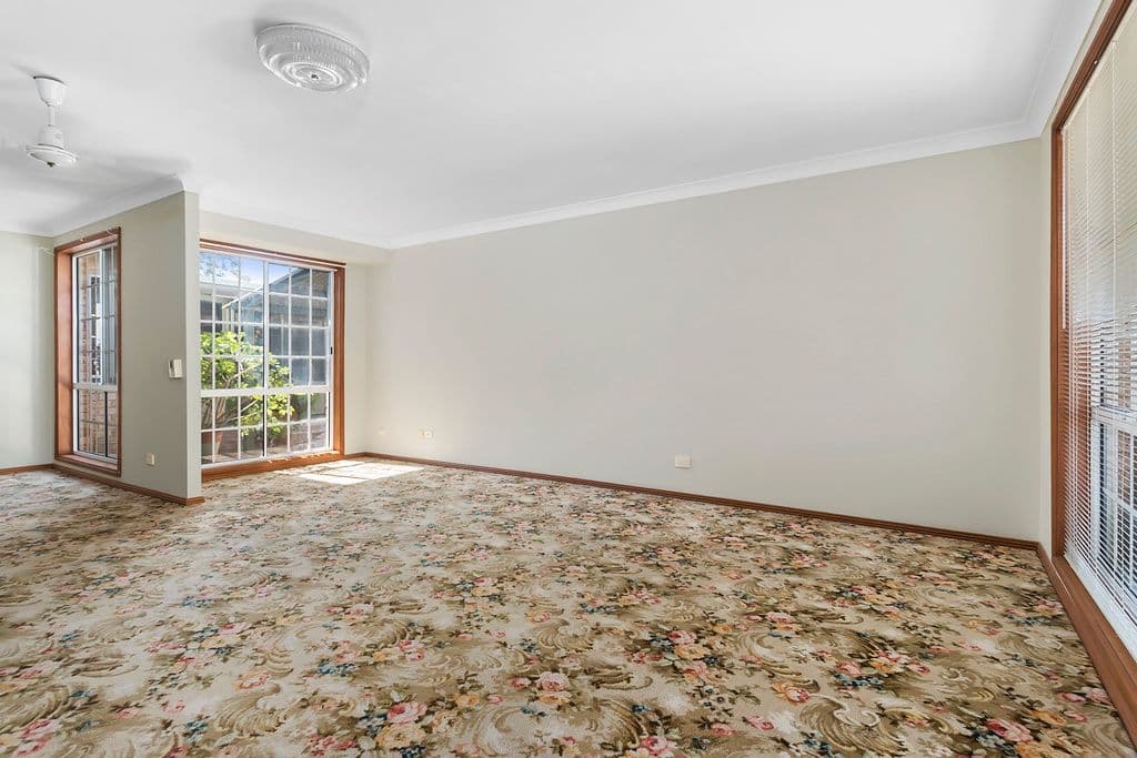 12 Haslewood Place, Hinchinbrook - Thumbnail 4