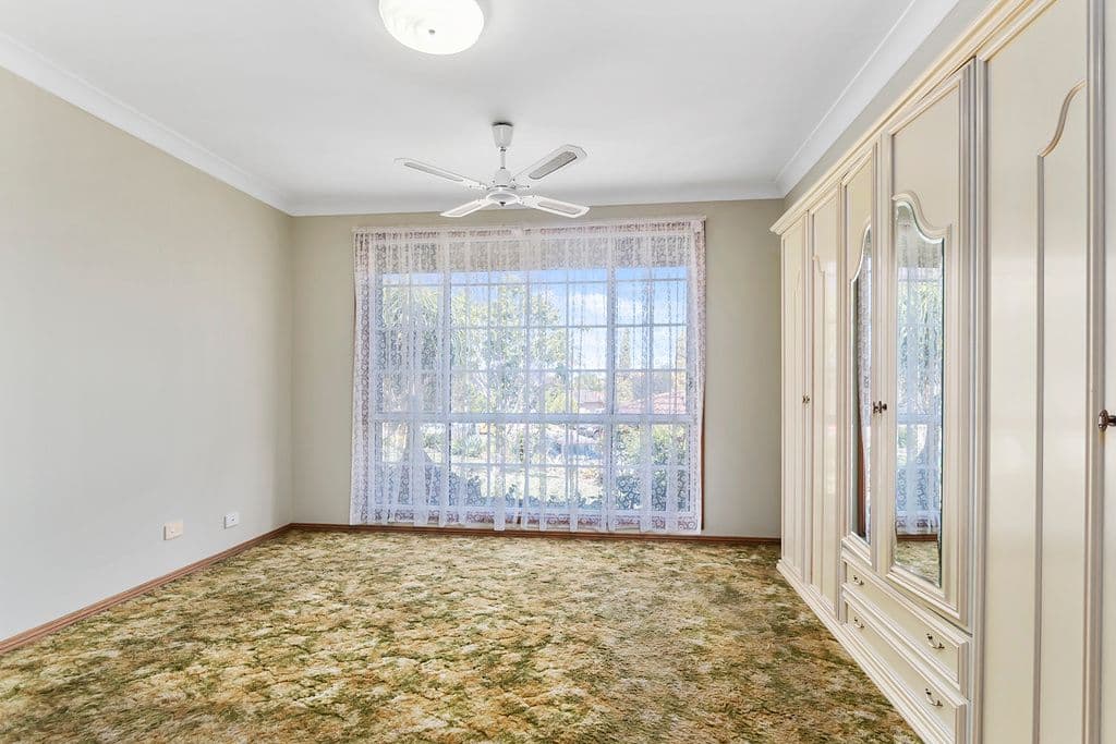 12 Haslewood Place, Hinchinbrook - Thumbnail 5