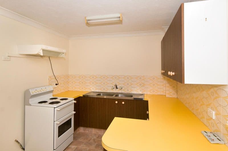1322 Gold Coast Highway, PALM BEACH QLD 4221, Palm Beach - Thumbnail 3