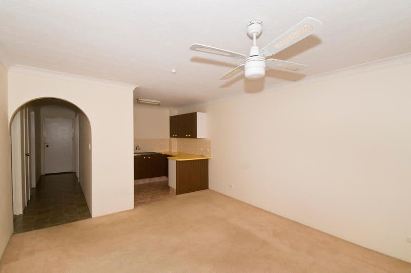 1322 Gold Coast Highway, PALM BEACH QLD 4221, Palm Beach - Thumbnail 4